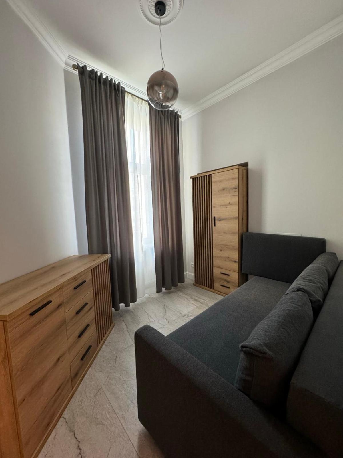 Apartment Nowogrodzka 6a 23 *