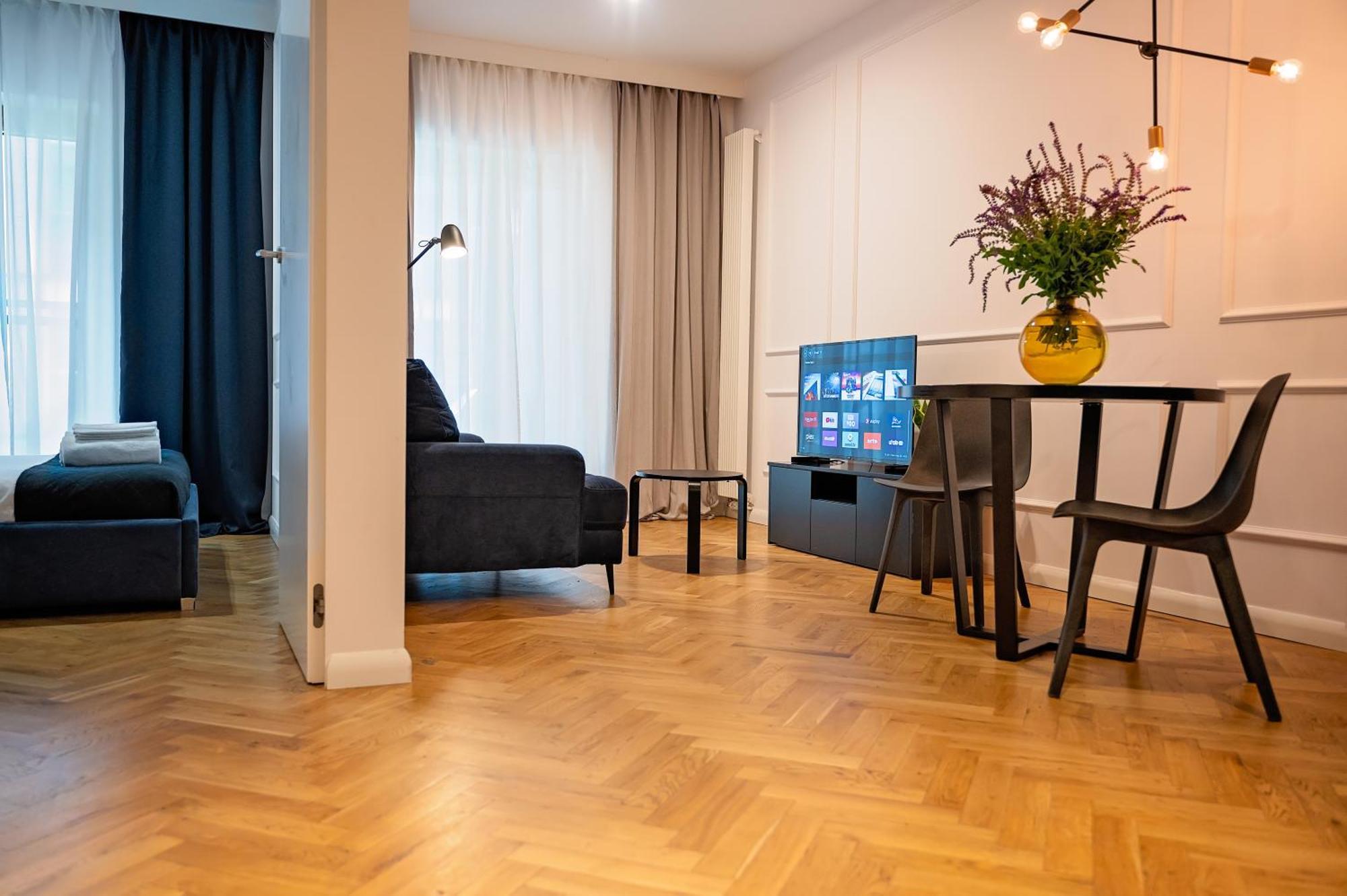Apartment Mennica Patronus Warsaw