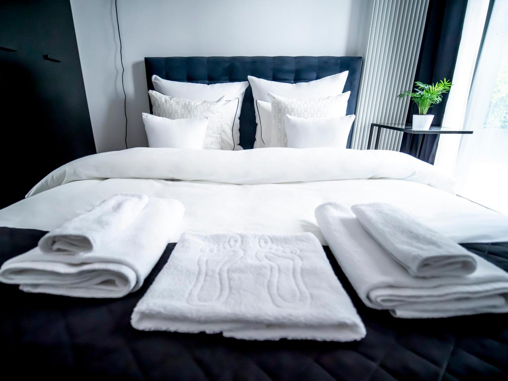 Apartment Mennica Patronus Warsaw