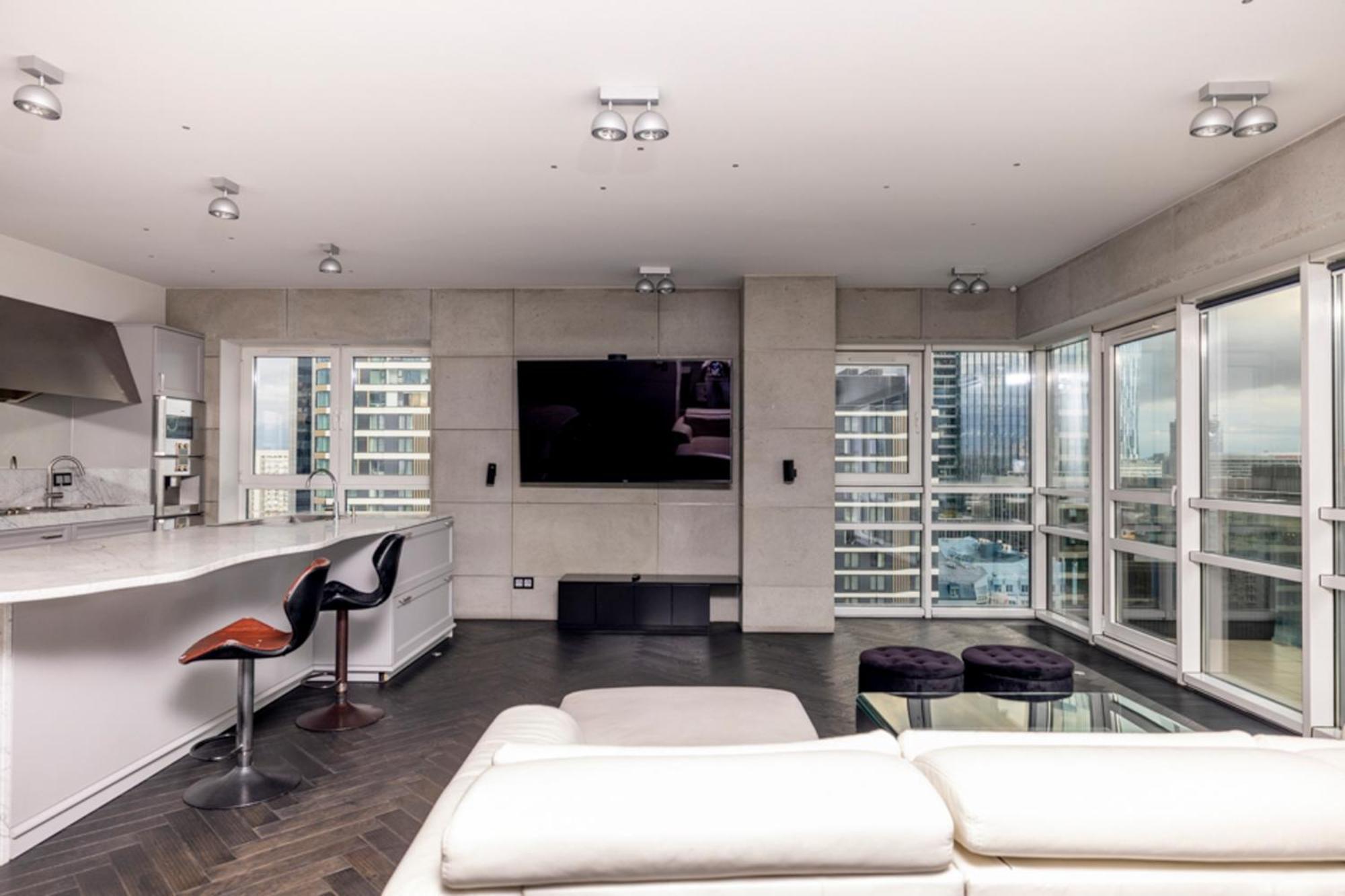 Black Pearl - Amazing View, 130 Sqm * Varsóvia