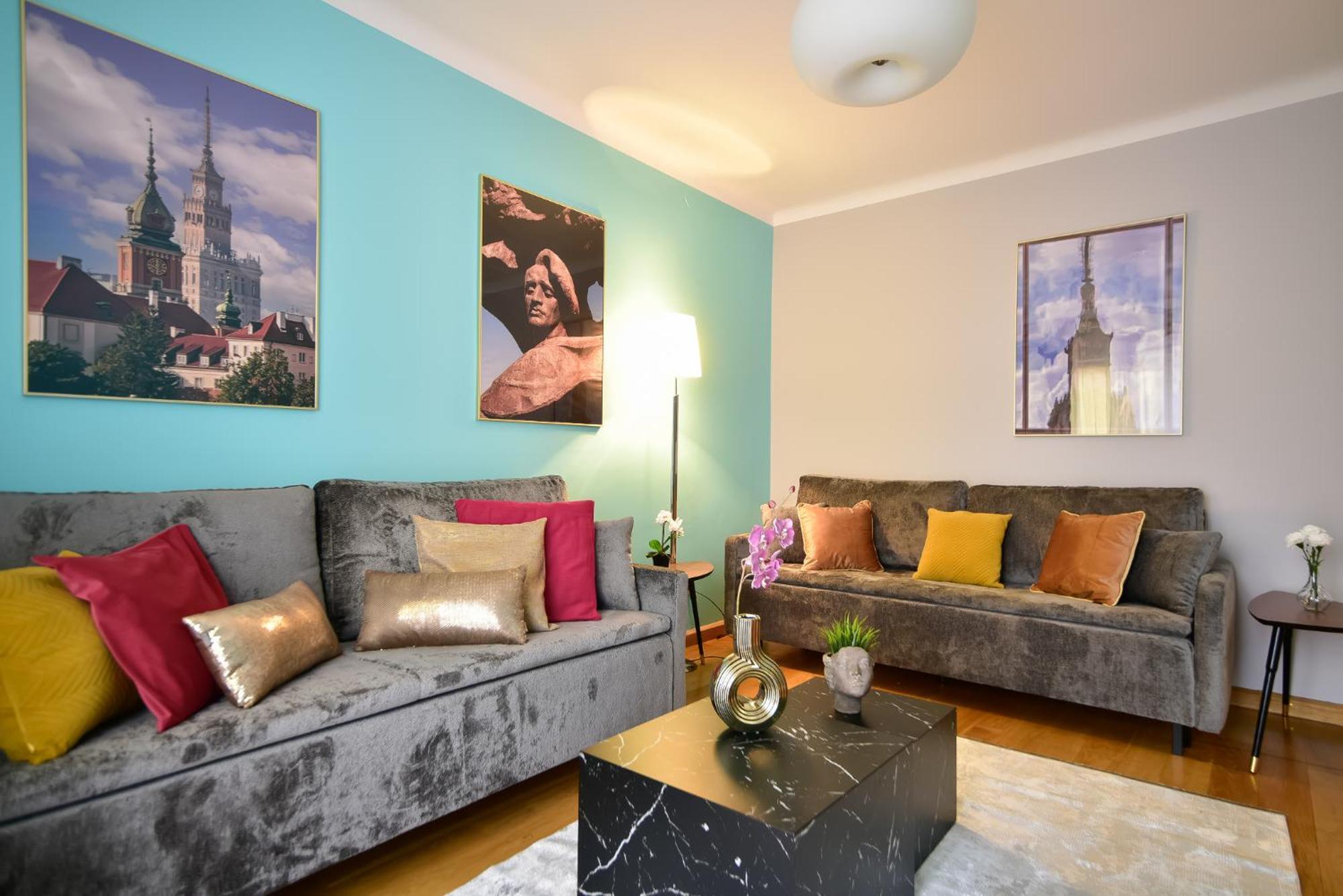 Apartment Pol In *