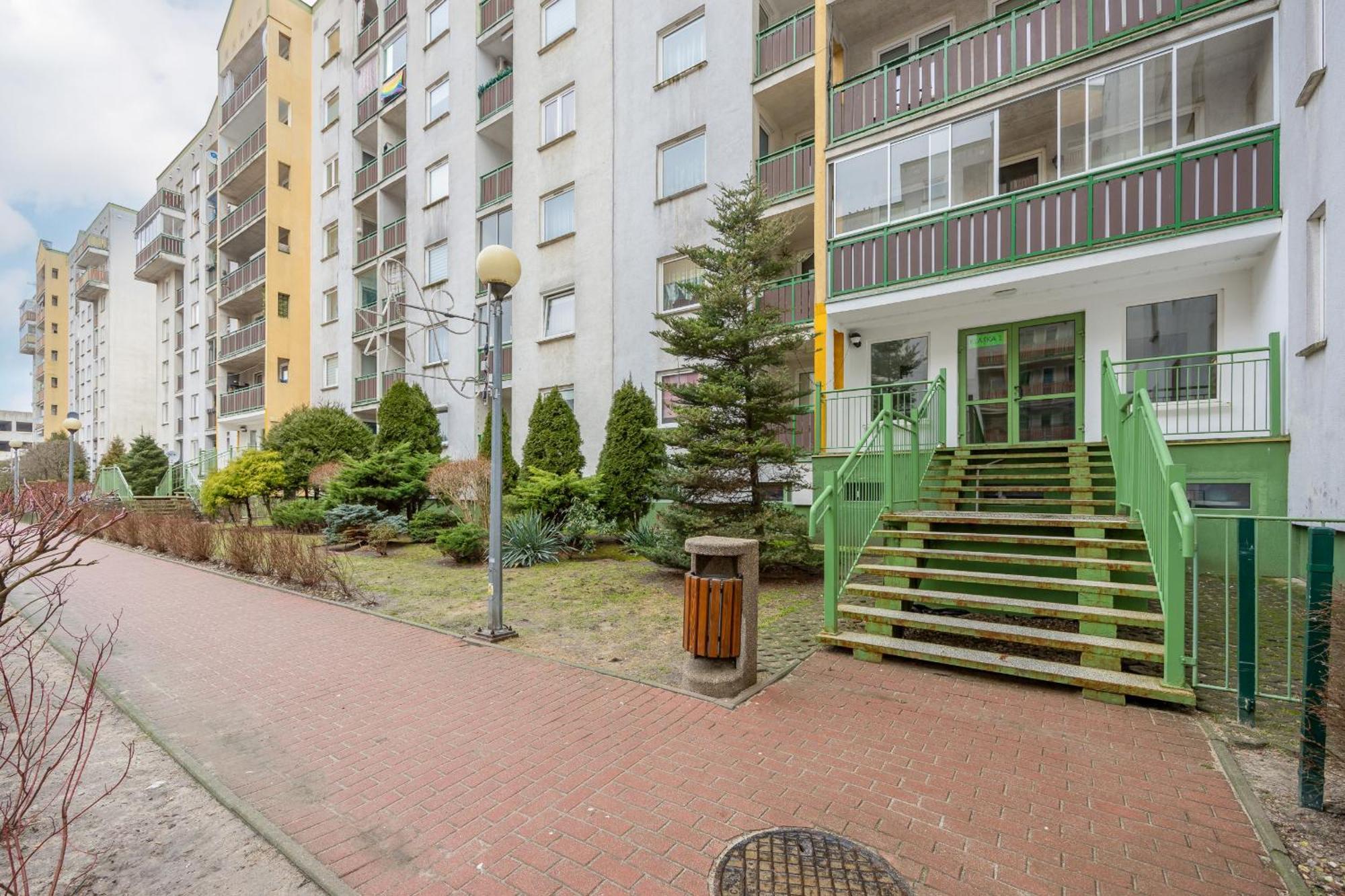 One-bedroom With Two Balconies In By Renters * Warszawa