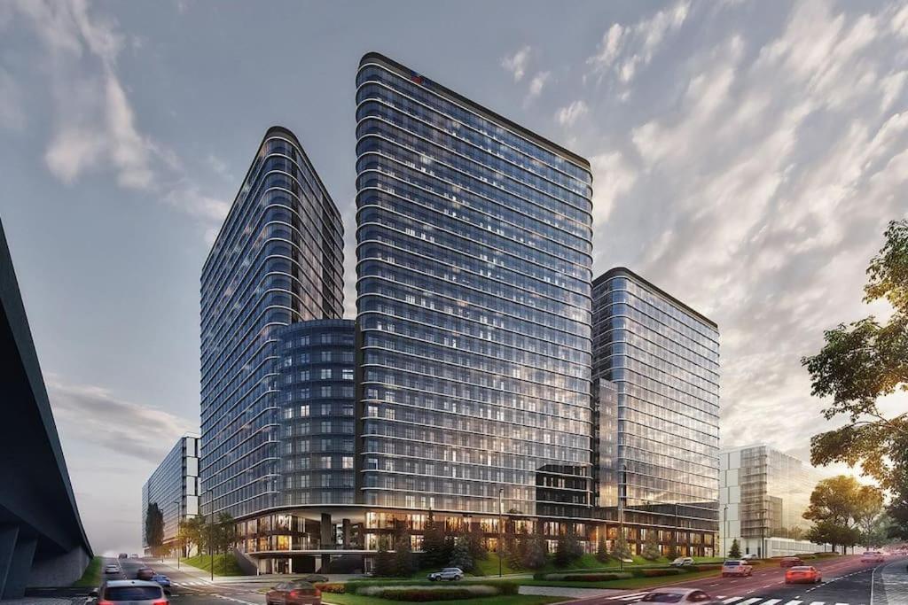 Petrovdom Apartment In Warsaw, Rc Bliska Wola Tower Apartment *