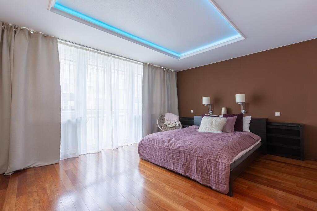 Apartment Great 2 Bdr Apartment, Prestigious Location In The Center Of Warsaw. *