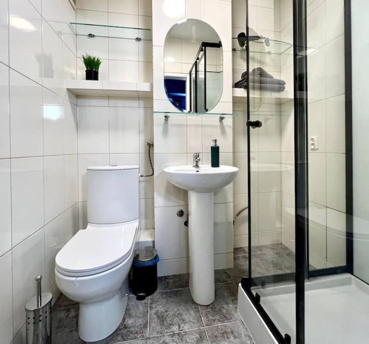 K22 Al. Niepodleglosci -wierzbno Apartment Warsaw