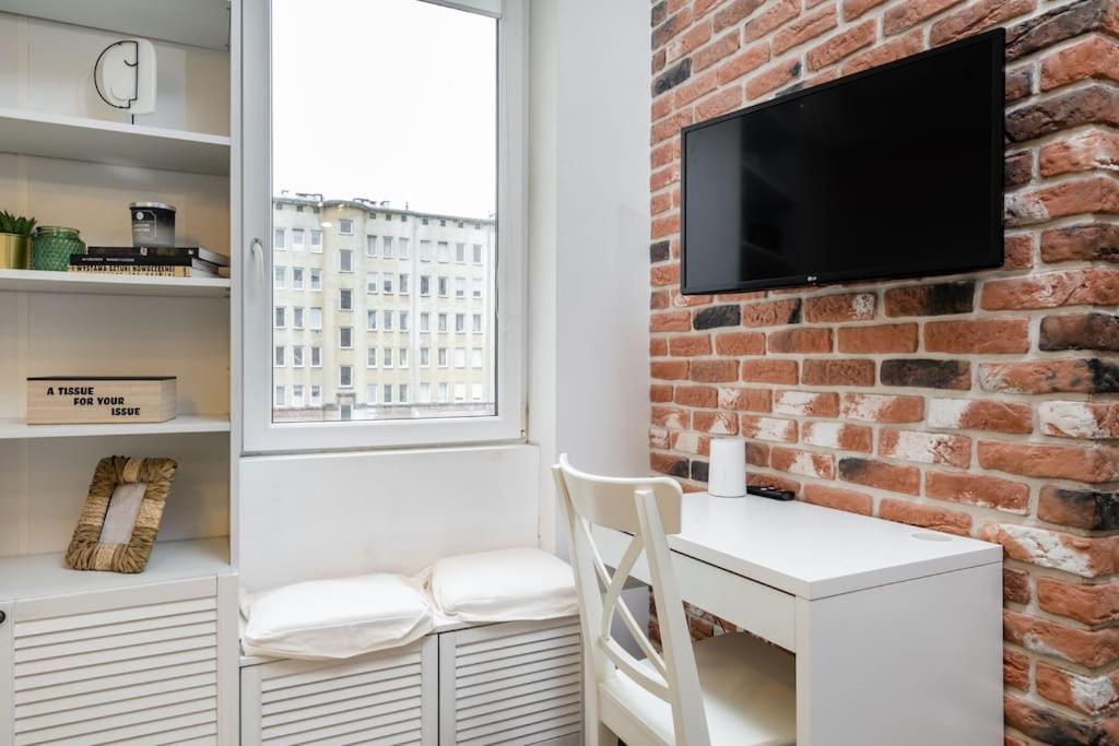 Chmielna Studio, Railway Station Apartment Warsaw