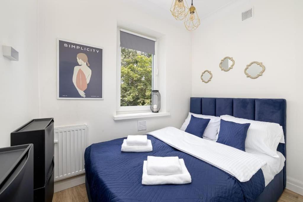 Apartment Ecru Elegant & Charming With Bedroom Wwa15 *