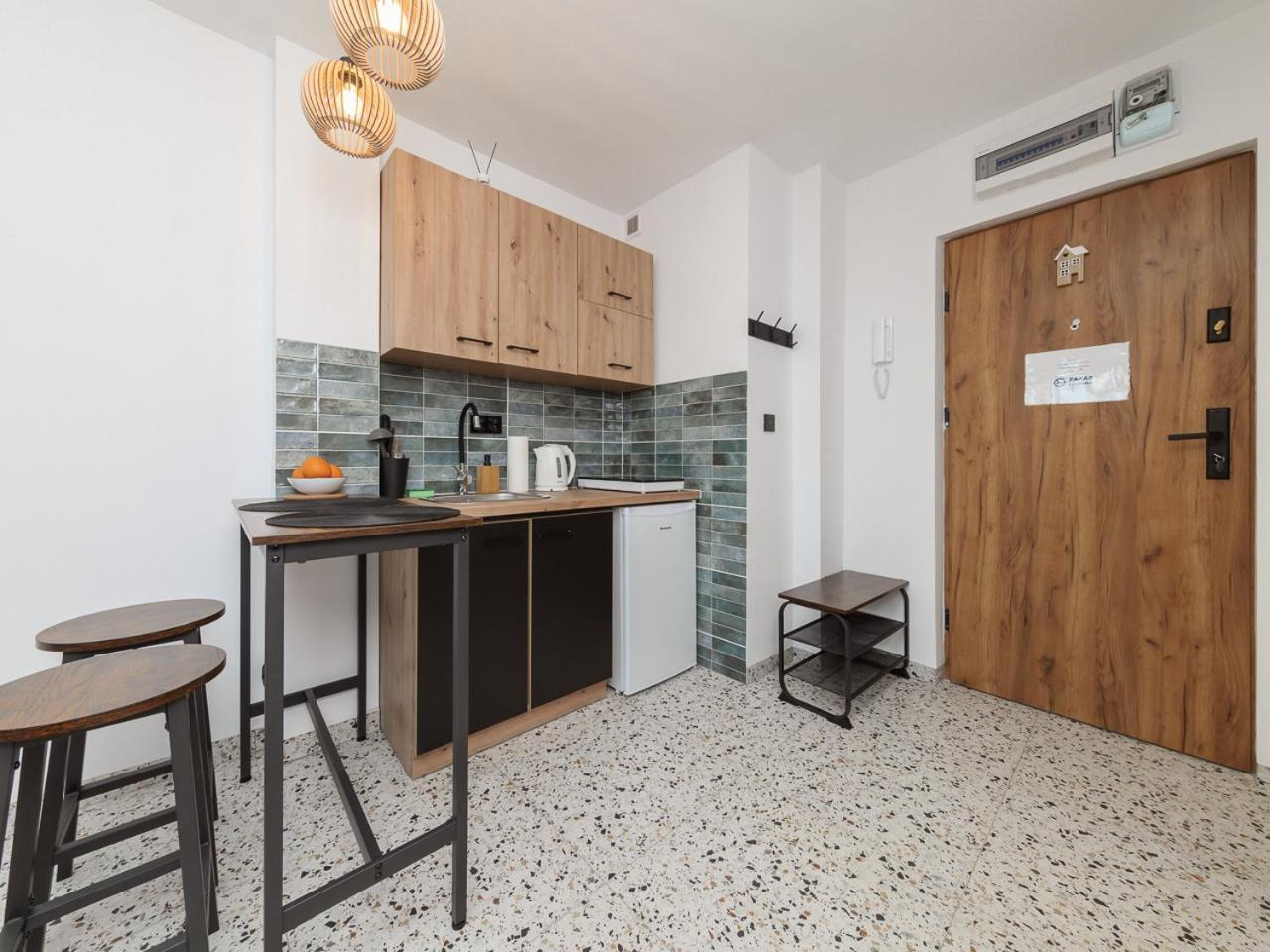Metro Onz Apartment/warsaw * Warsaw