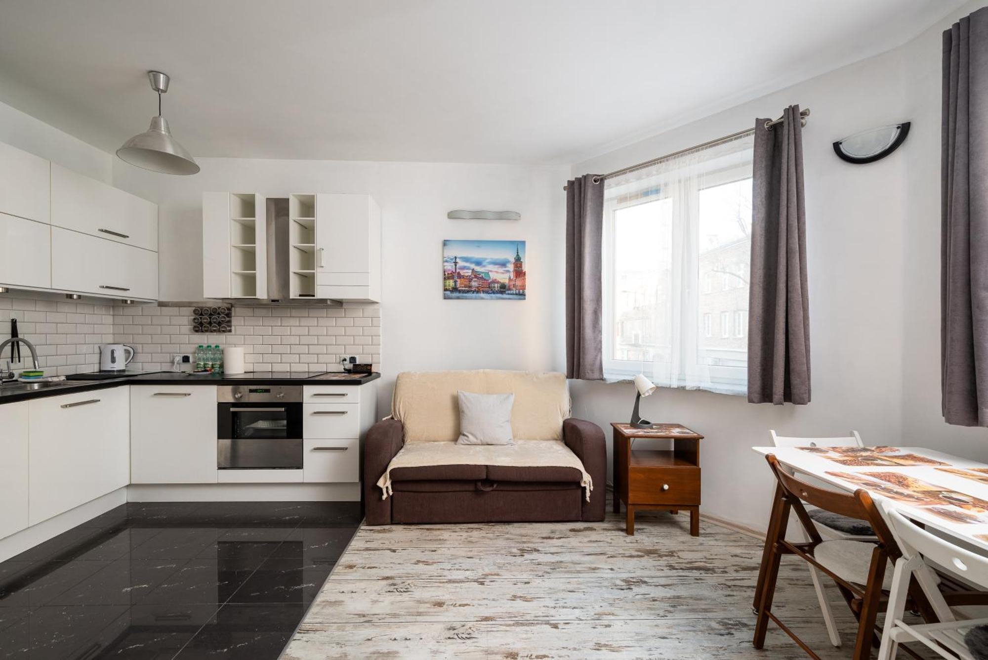 Apartment Park Praski 2-bedroom Warsaw