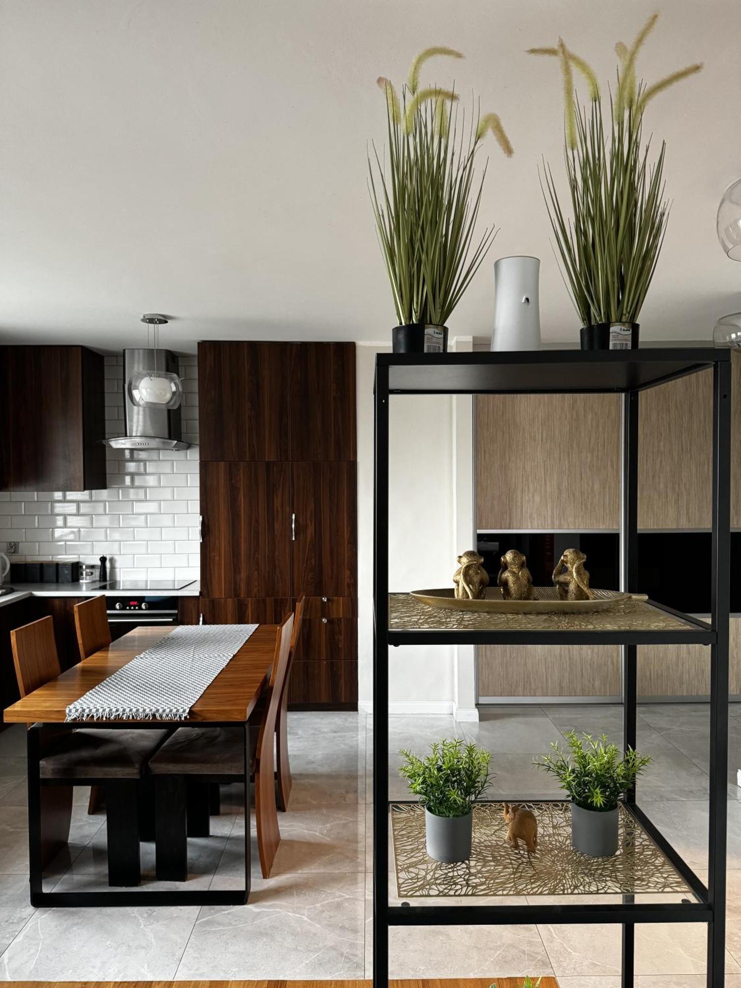 Home&home Wola Apartment