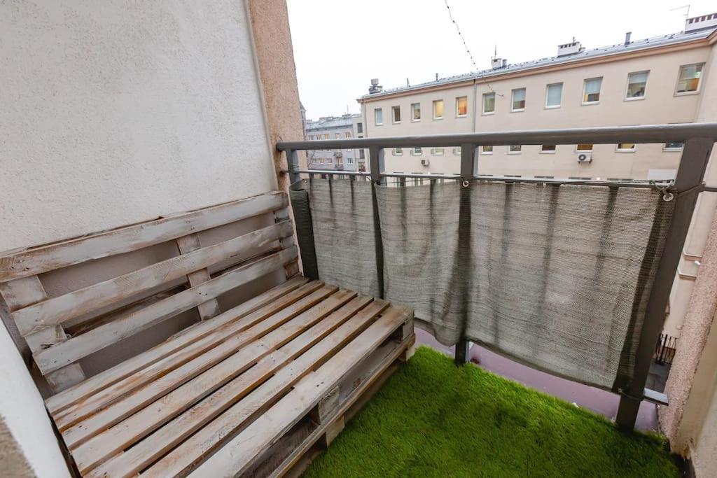 Apartament Nowoczesny W Sercu Mokotowa