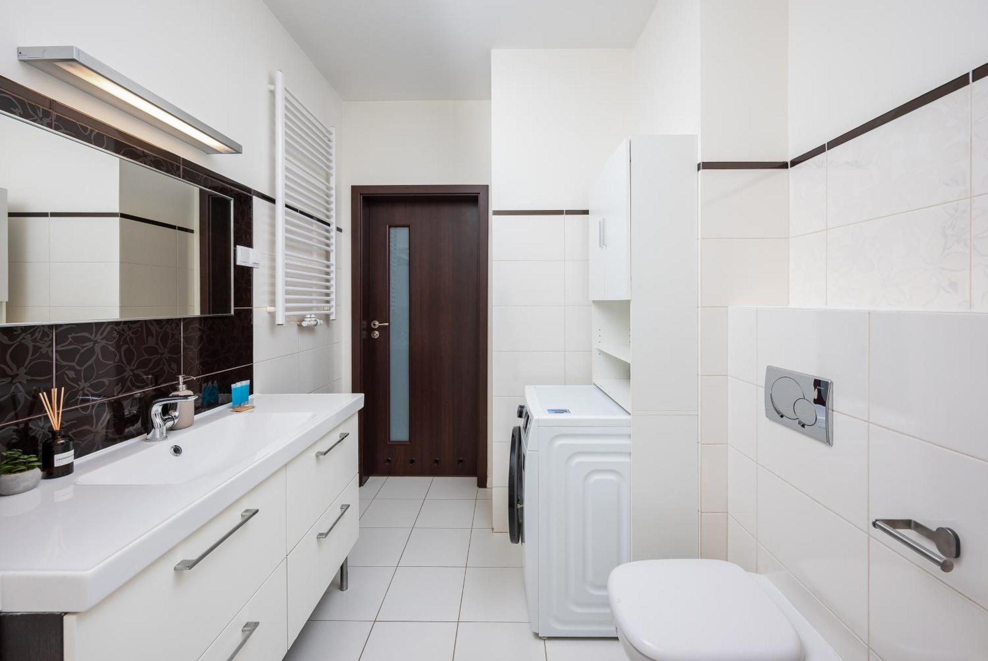 Apartment Metro Mlynow Homely Warsaw