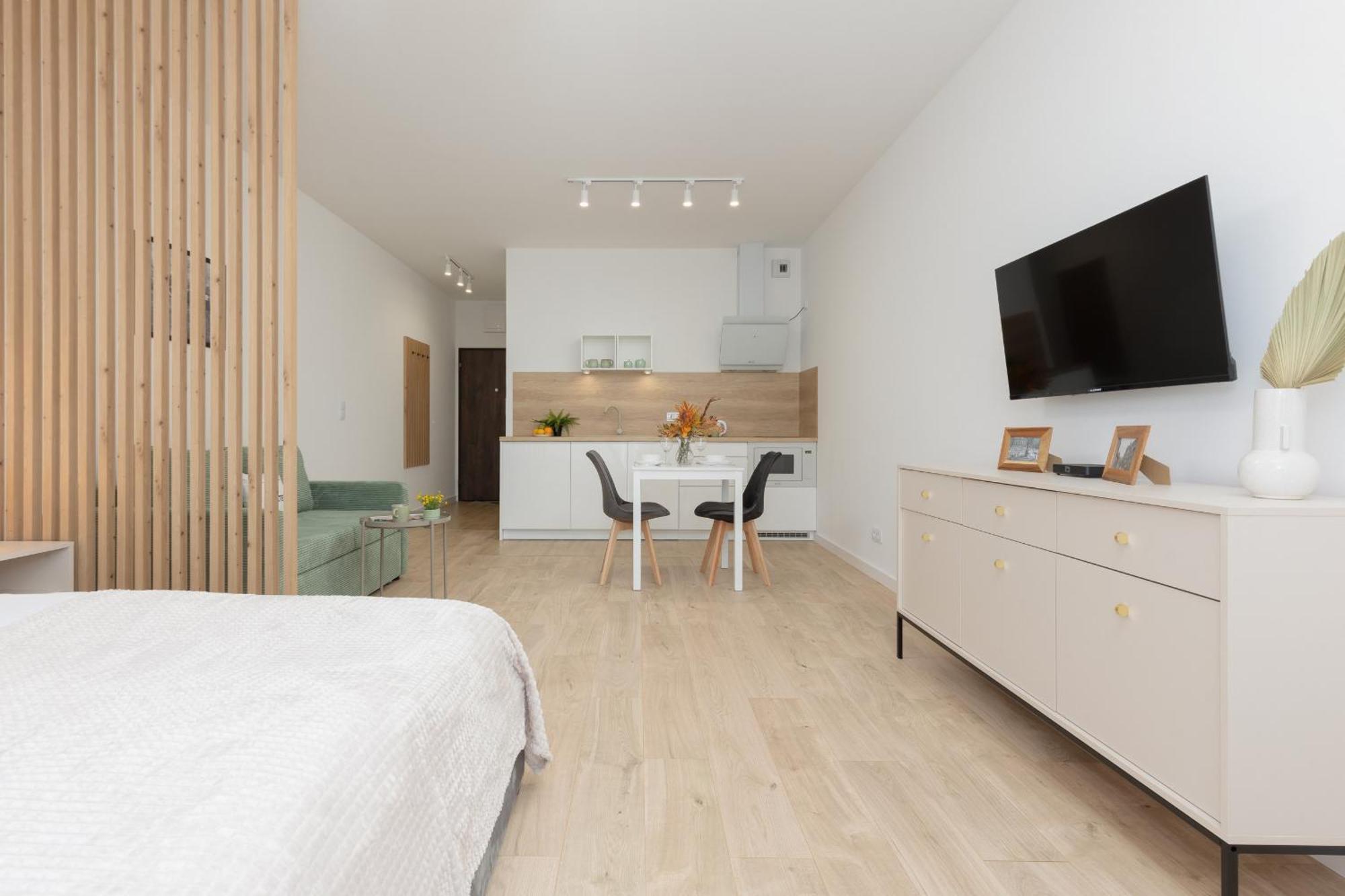 Căn hộ Modern Mokotow With Parking & Balcony By Renters *