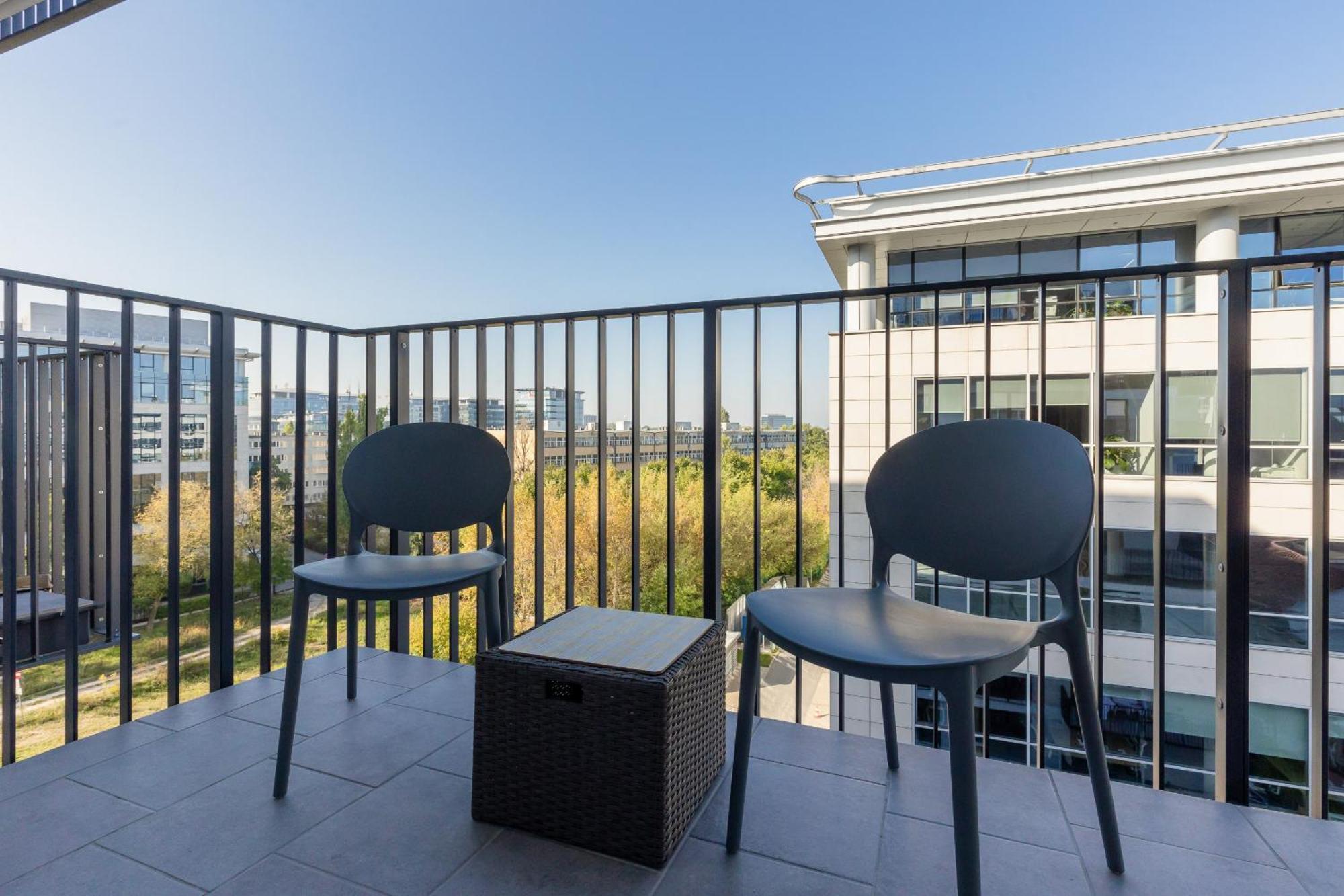 Modern Mokotow With Parking & Balcony By Renters