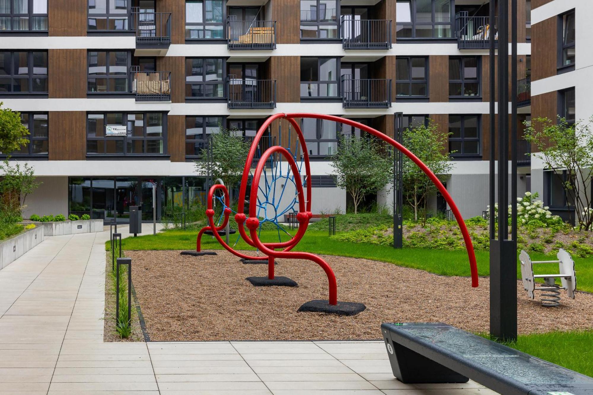Căn hộ Modern Mokotow With Parking & Balcony By Renters Warsaw