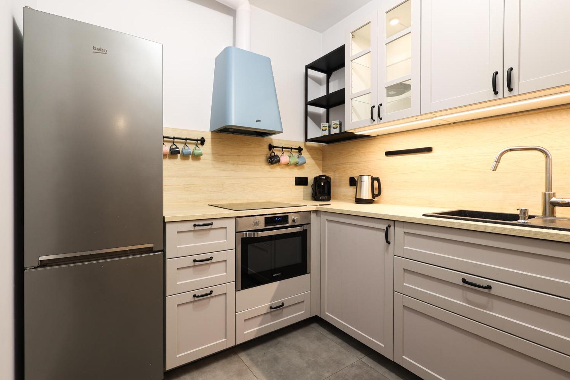 2homerent Nowa Mangalia * Varsóvia