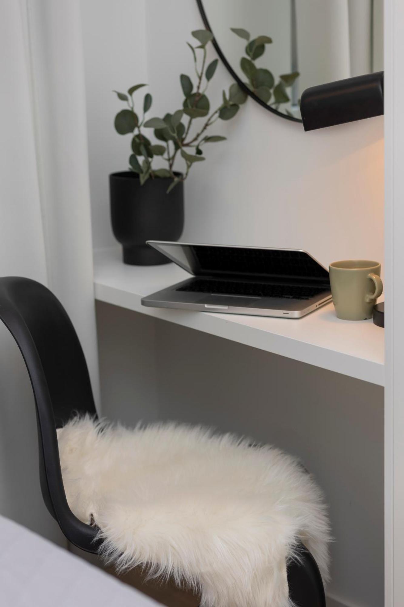 Amazing Spacious In Center By Renters Apartament Warszawa