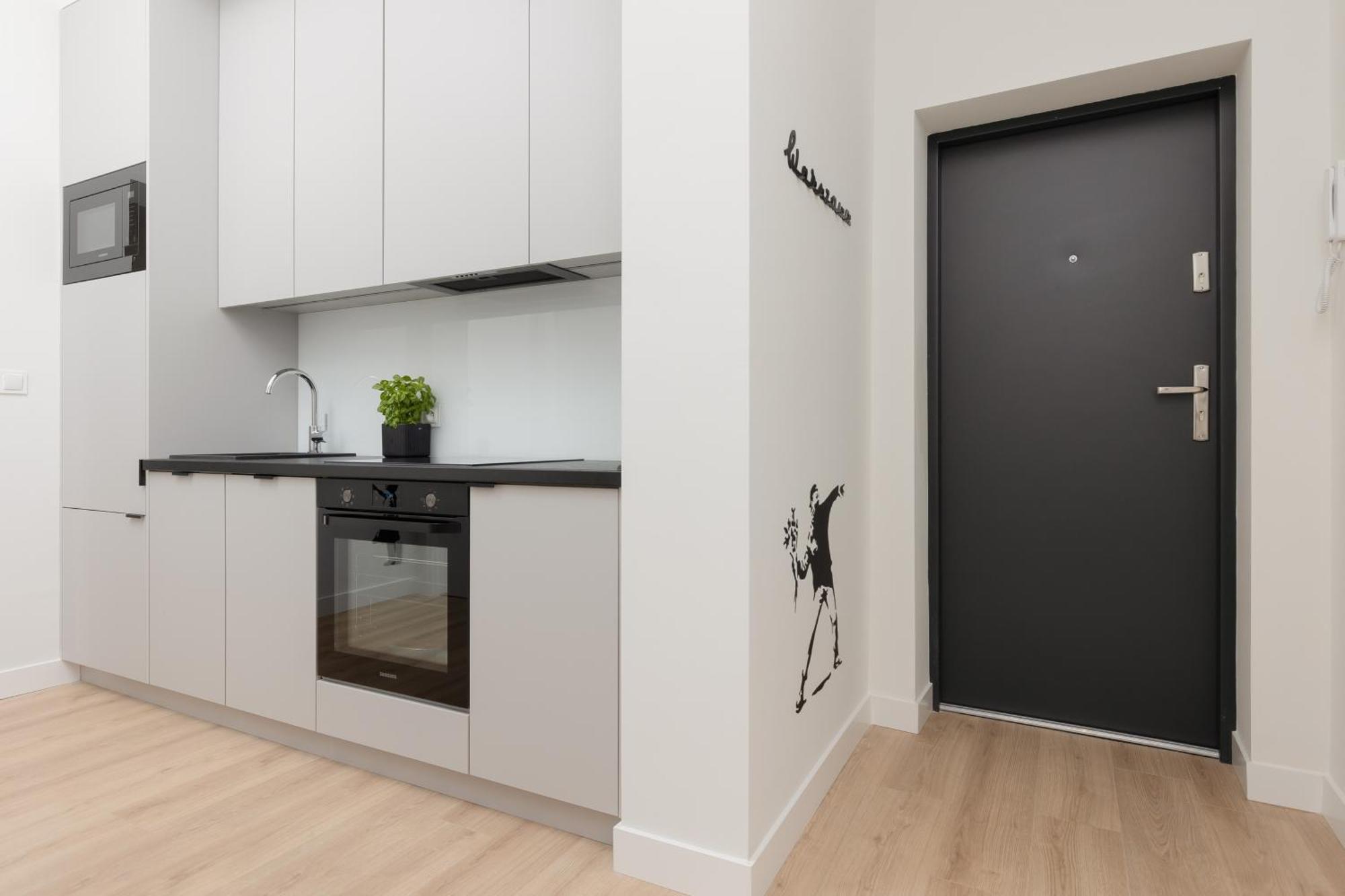 Panorama Spacious By Renters Prestige *