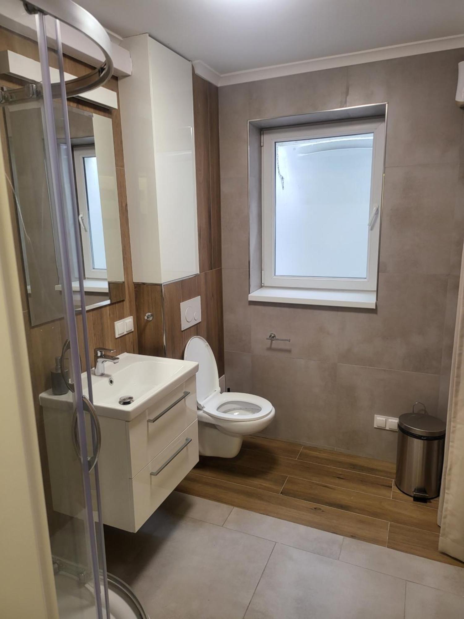 Rooms4rest Bokserska - Private For Tourists - Atr Consulting Sp, Z O,o, Warsaw