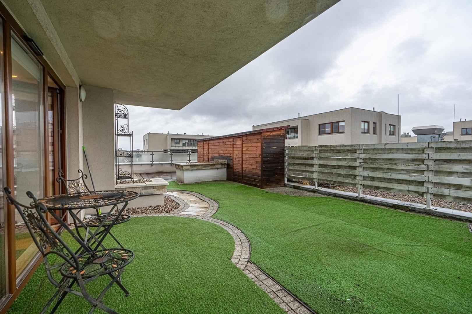Sokratesa Business - 52m2 Terrace, Parking, Metro Nearby - By Rentujemy Căn hộ *