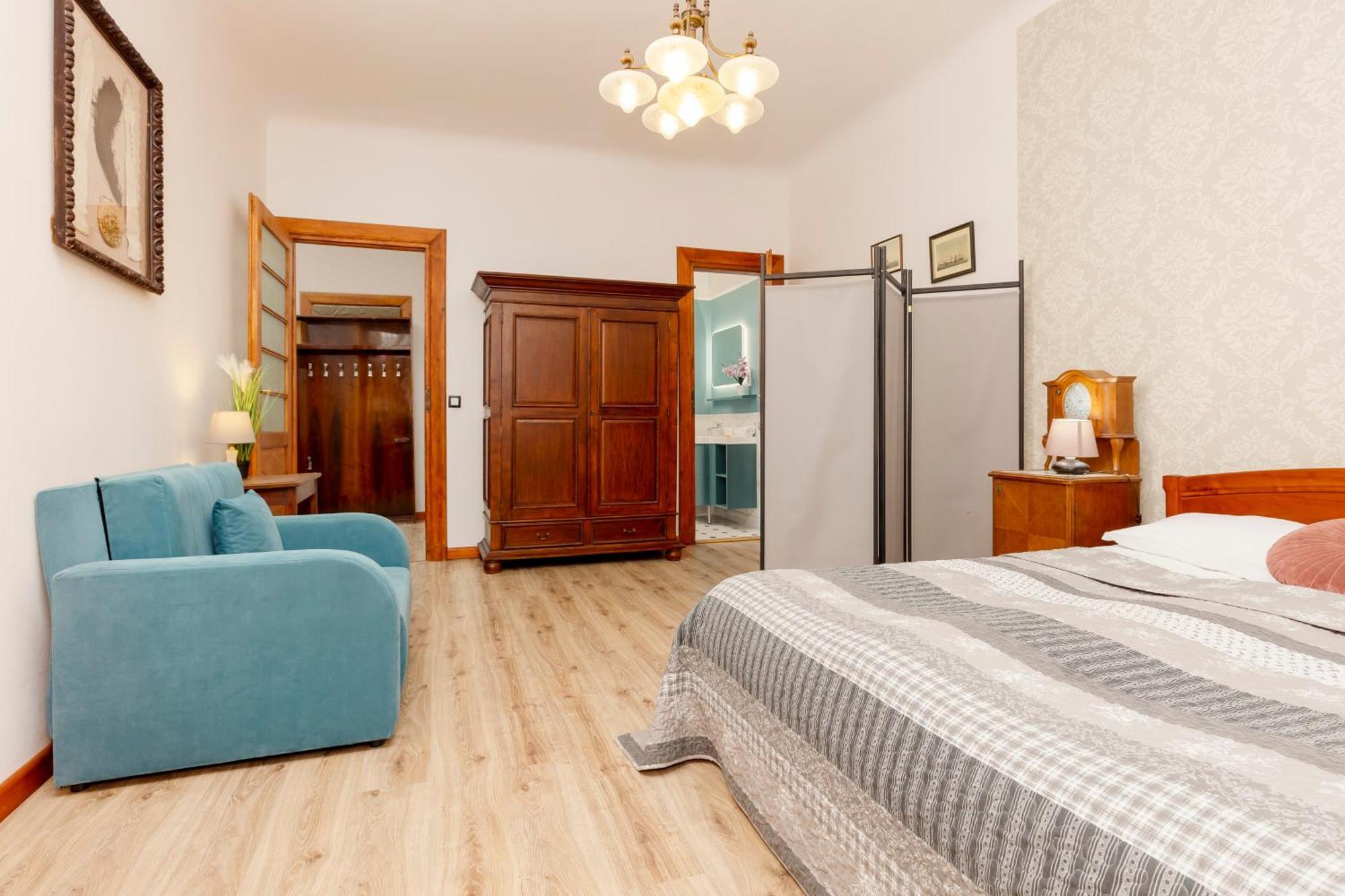 Vintage Praga By Renters * Warszawa