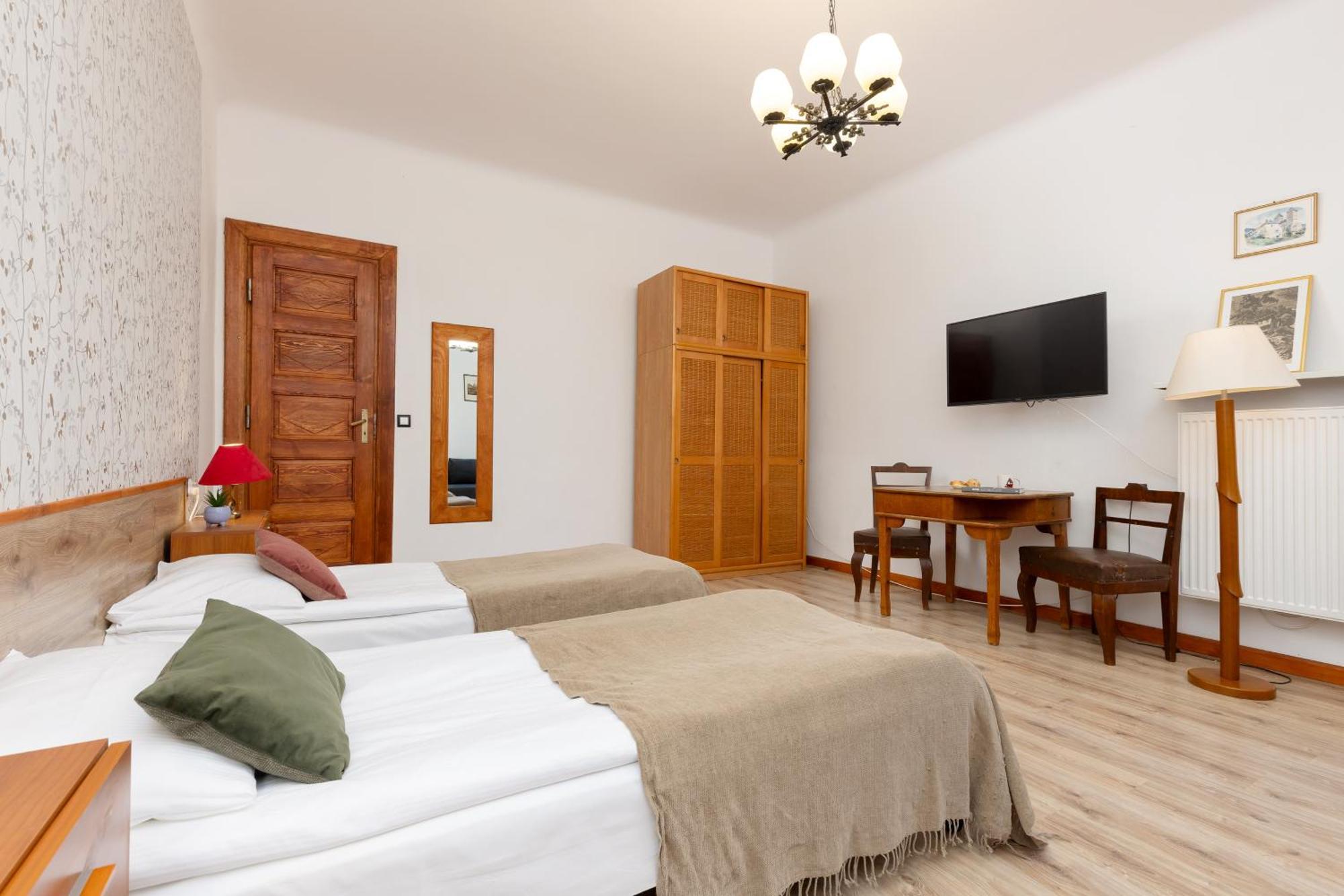 Vintage Praga By Renters Apartament