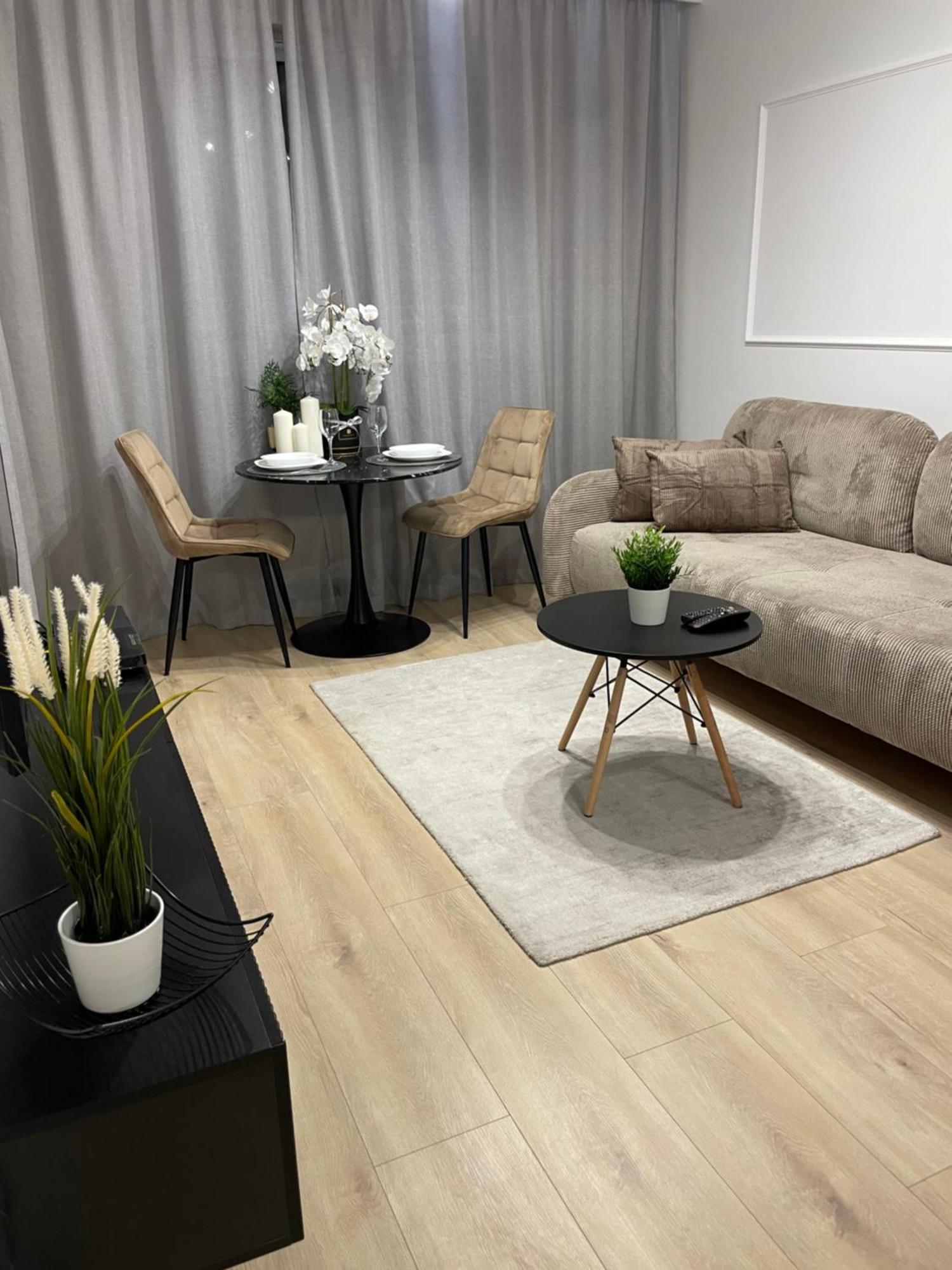 Apartament Airport *