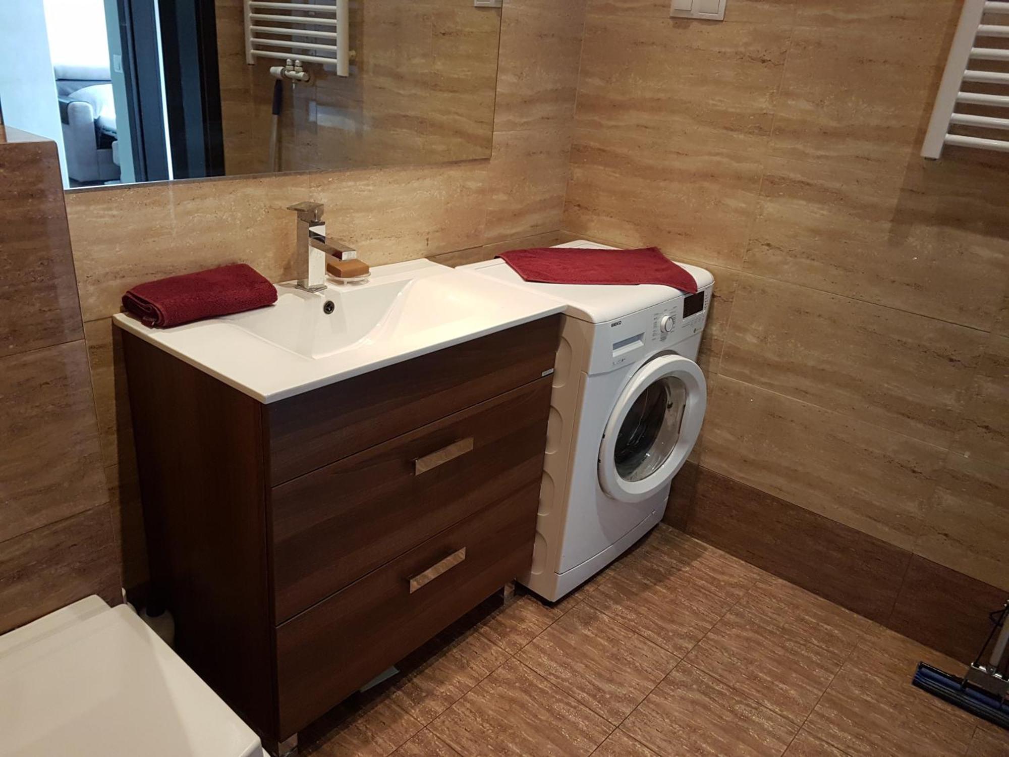 Apartment Sloneczny I Wygodny Apartament Blisko Centrum I Metra Warsaw