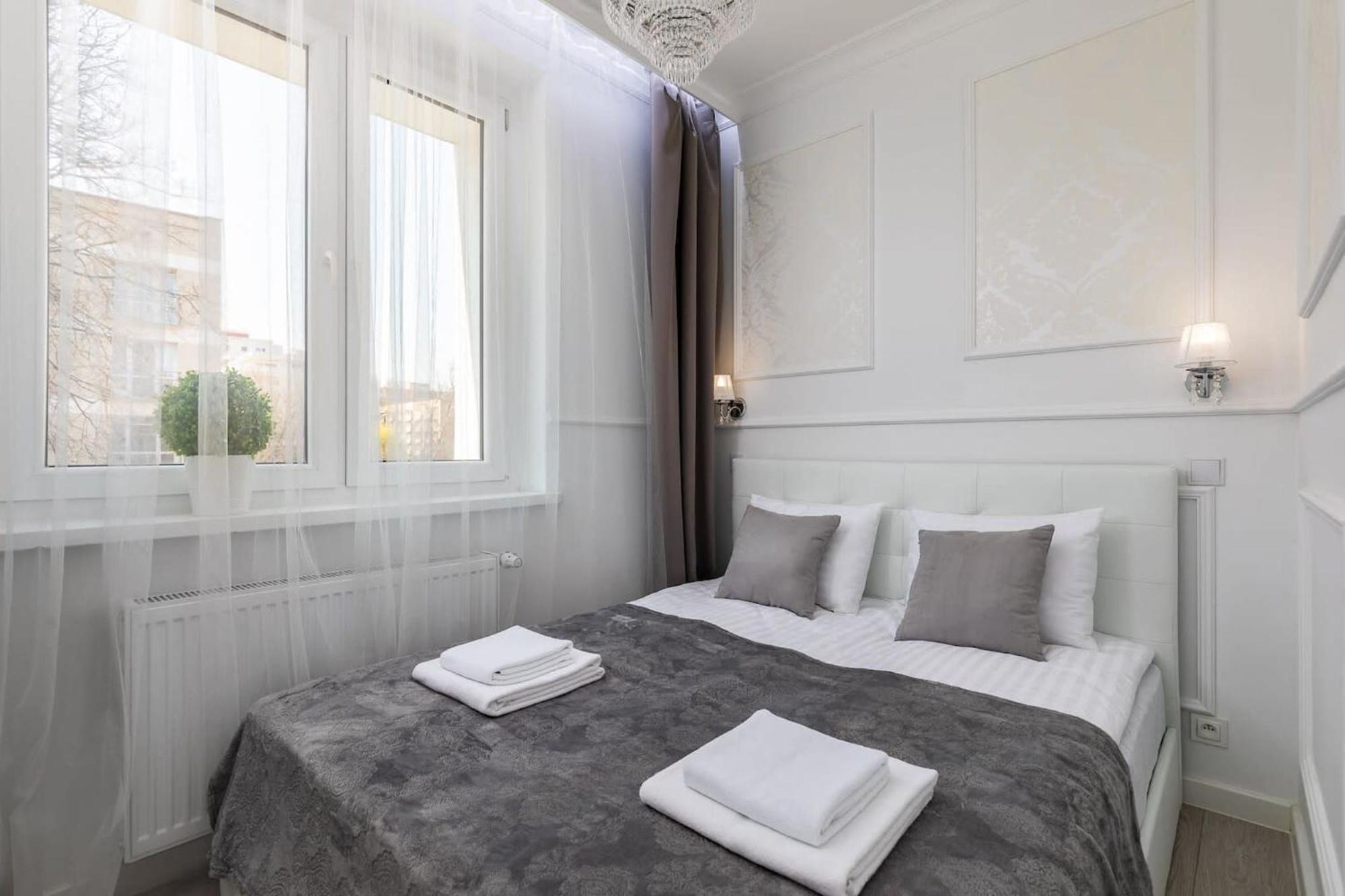 Rent Like - Mila 9 Apartment