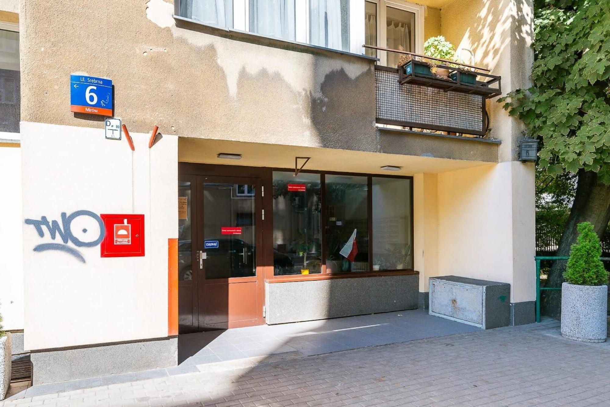 Navy Aesthetic With Balcony By Renters * Warszawa