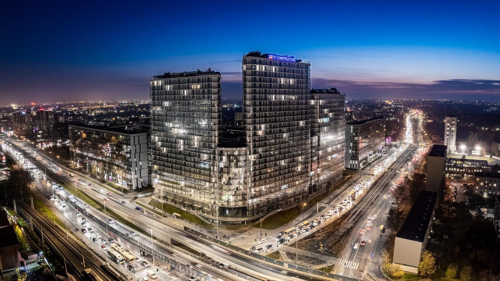 Luxury Design - Tower Bliska Wola Apartment Warschau