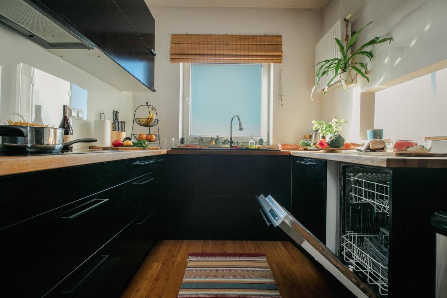 Dwupoziomowy, Rodzinny Apartament. Ochrona, Garaz. Căn hộ Warsaw