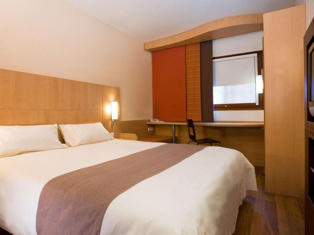 Hotel Ibis Ostrobramska Warsaw