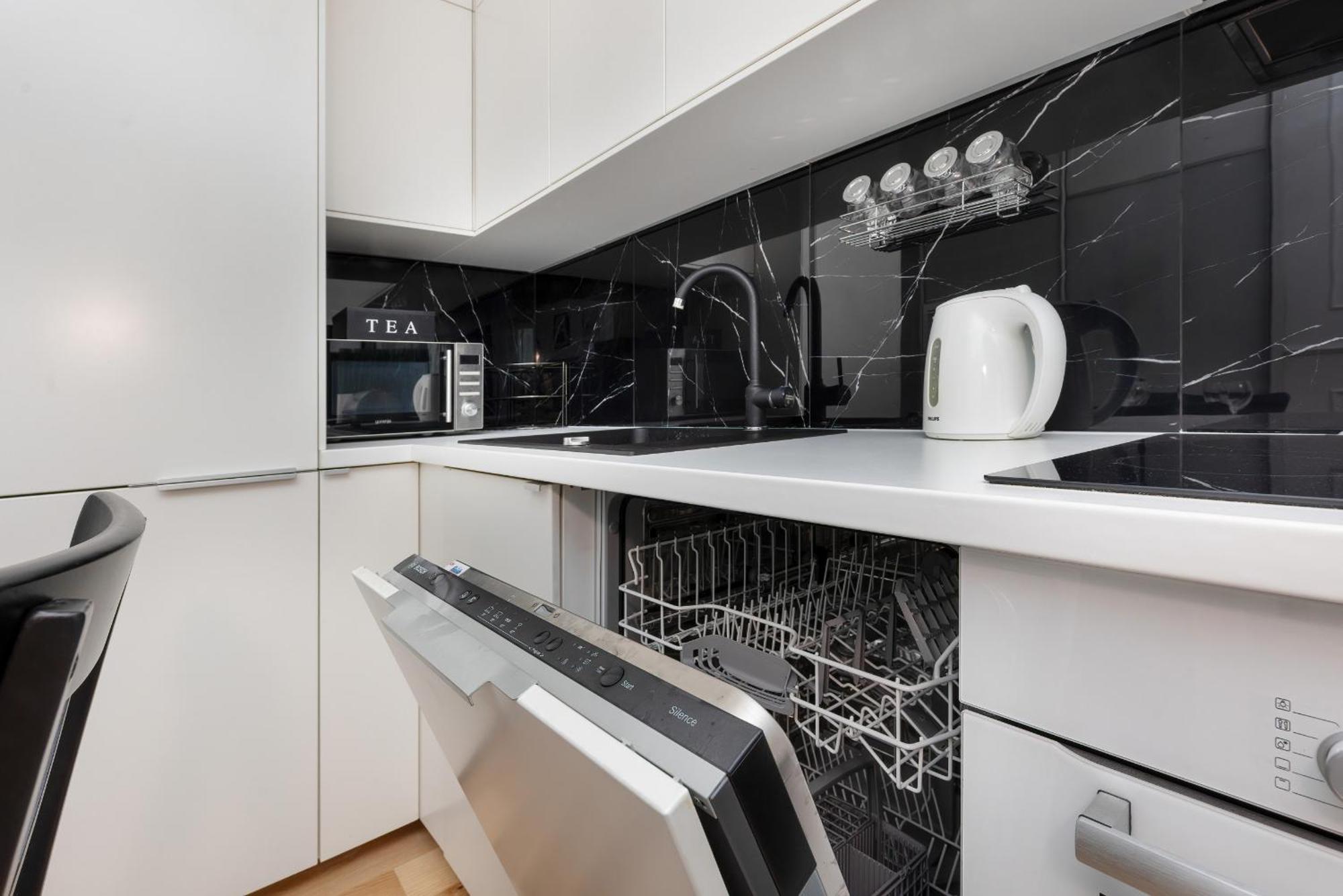Metro Płocka Exquisite By Renters *