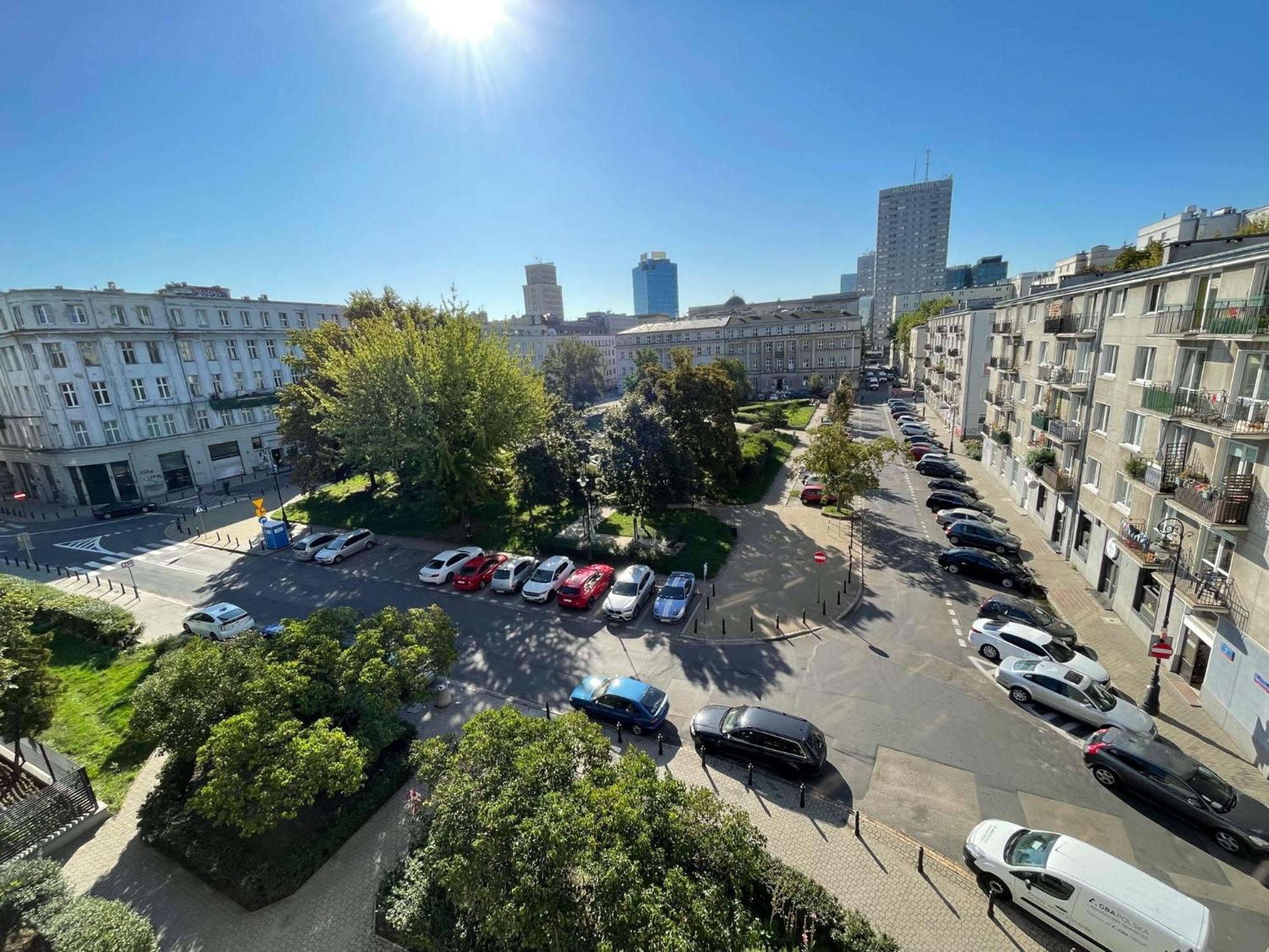 Pl. Dabrowskiego 12 By Homeprime Apartment Warsaw
