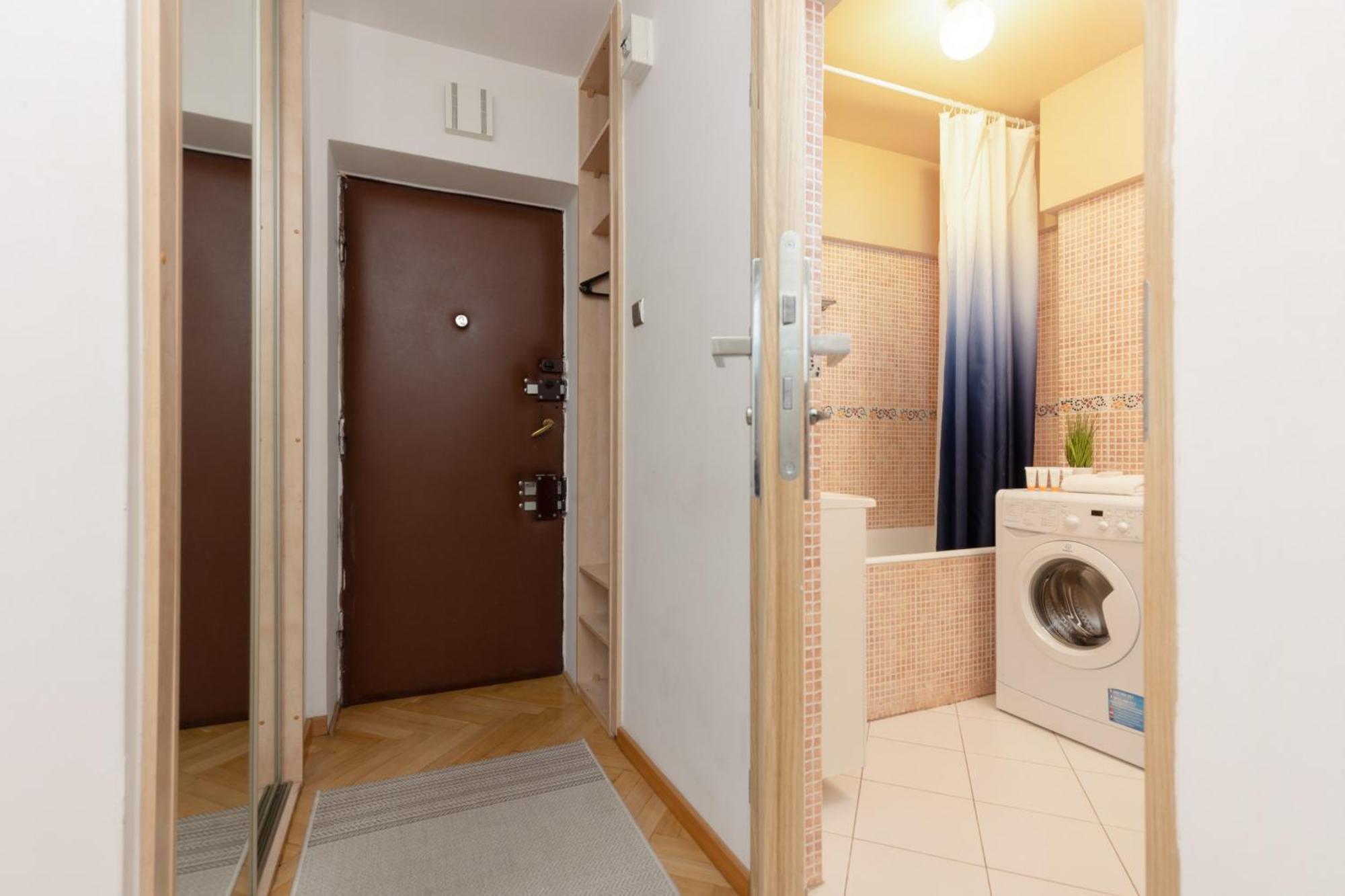 Apartament Wspólna 41 *
