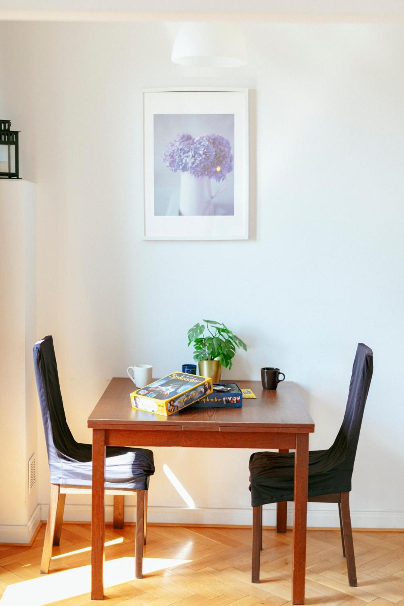 Plac Konstytucji 6 Grey: Spacious With Free Garage Apartment Warsaw