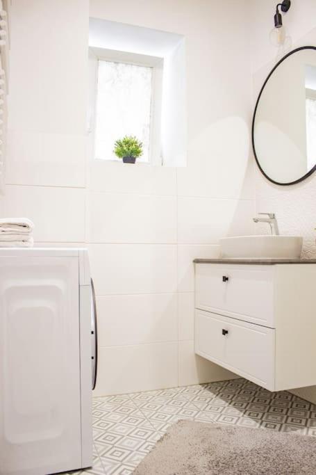 Spacious With 3 Meter Ceilings, Powisle, The Old Town Warsaw