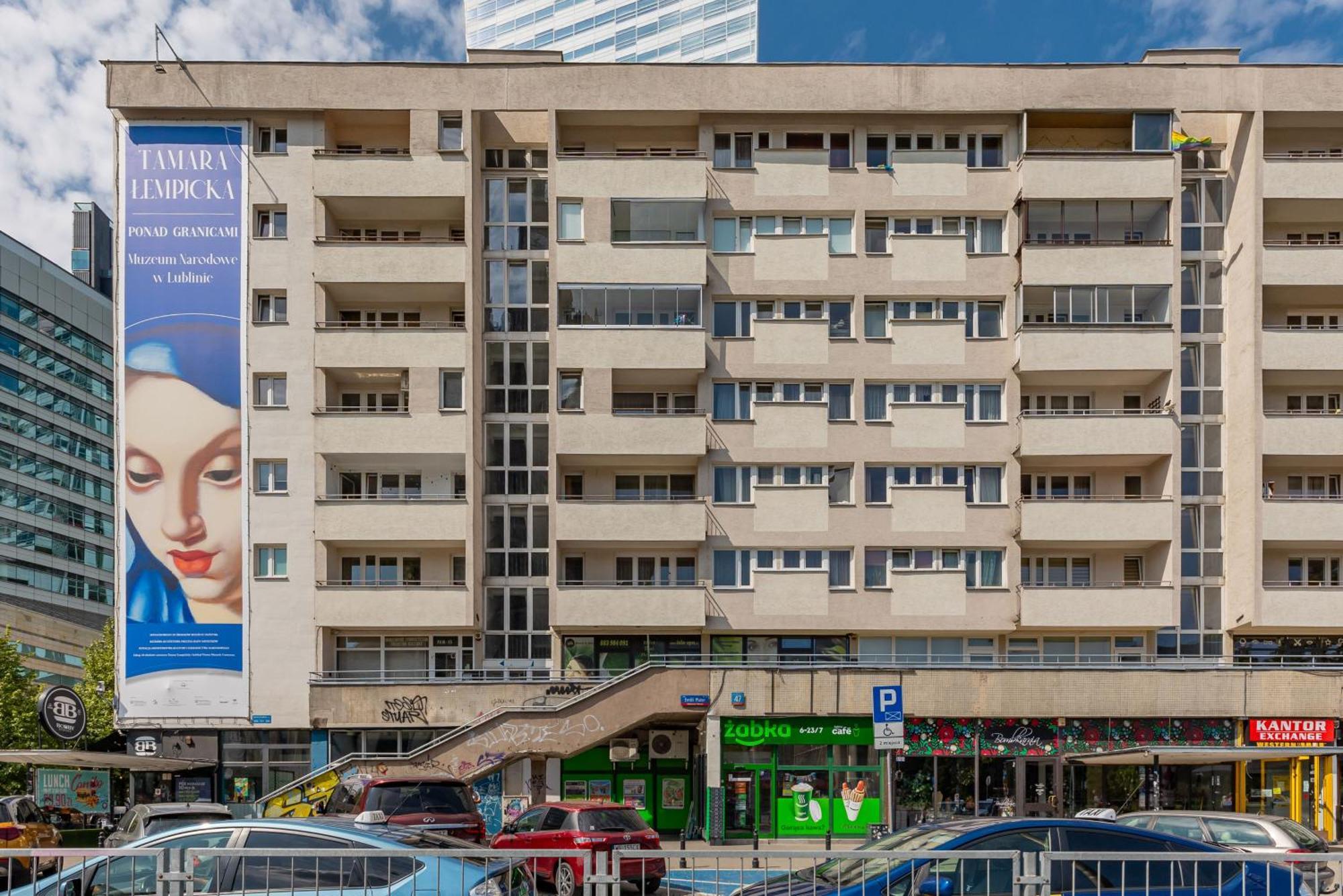Apartment Center By Renters