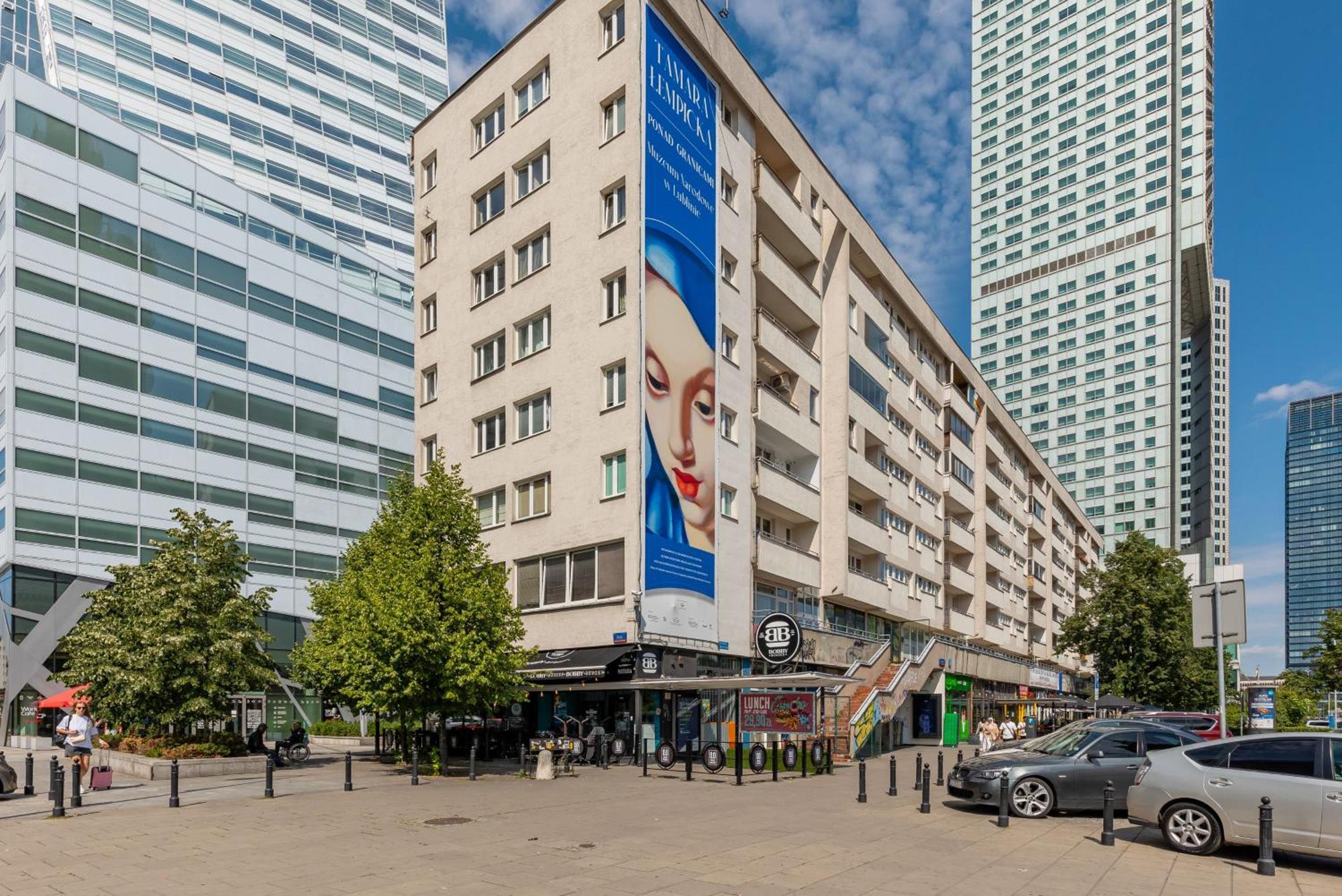 Apartment Center By Renters *