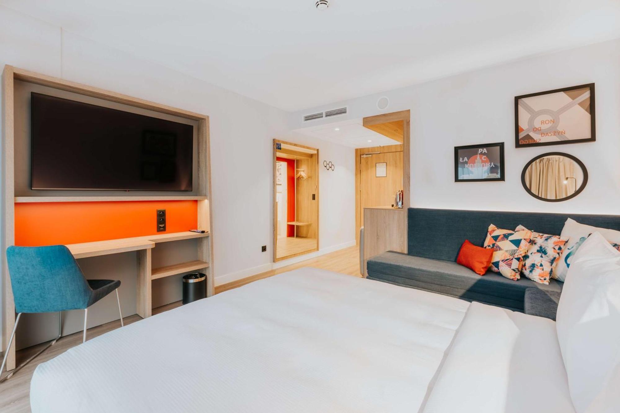 Hampton By Hilton Reduta Khách sạn