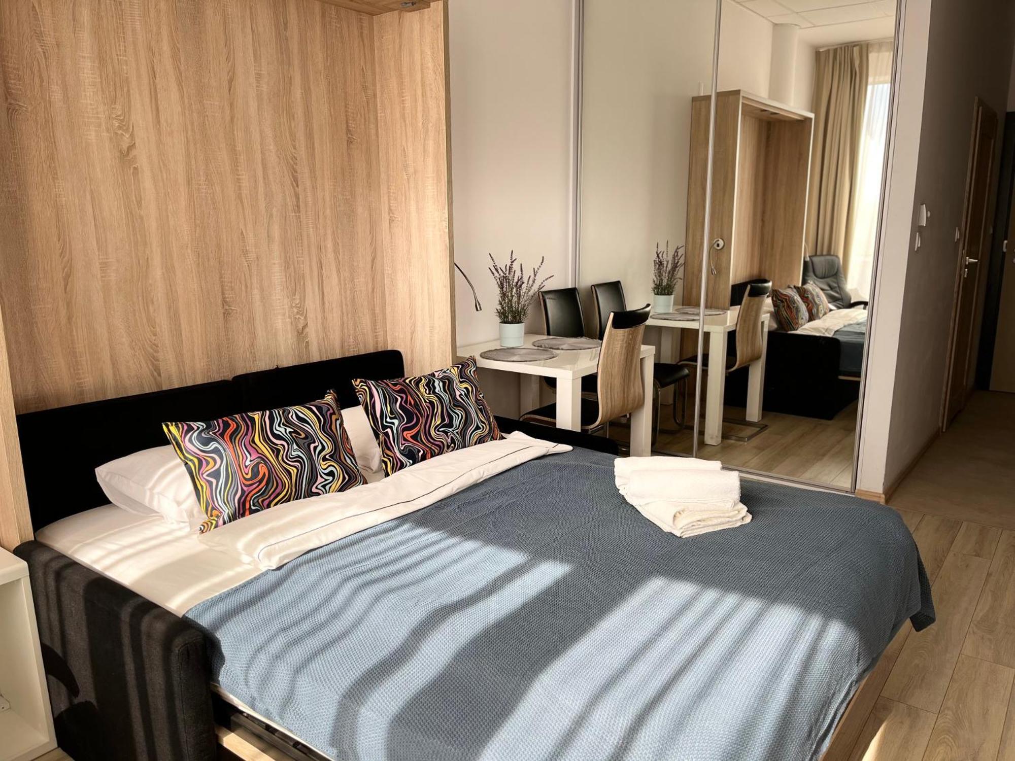Aleje Jerozolimskie 216 By Perfect Apartamento