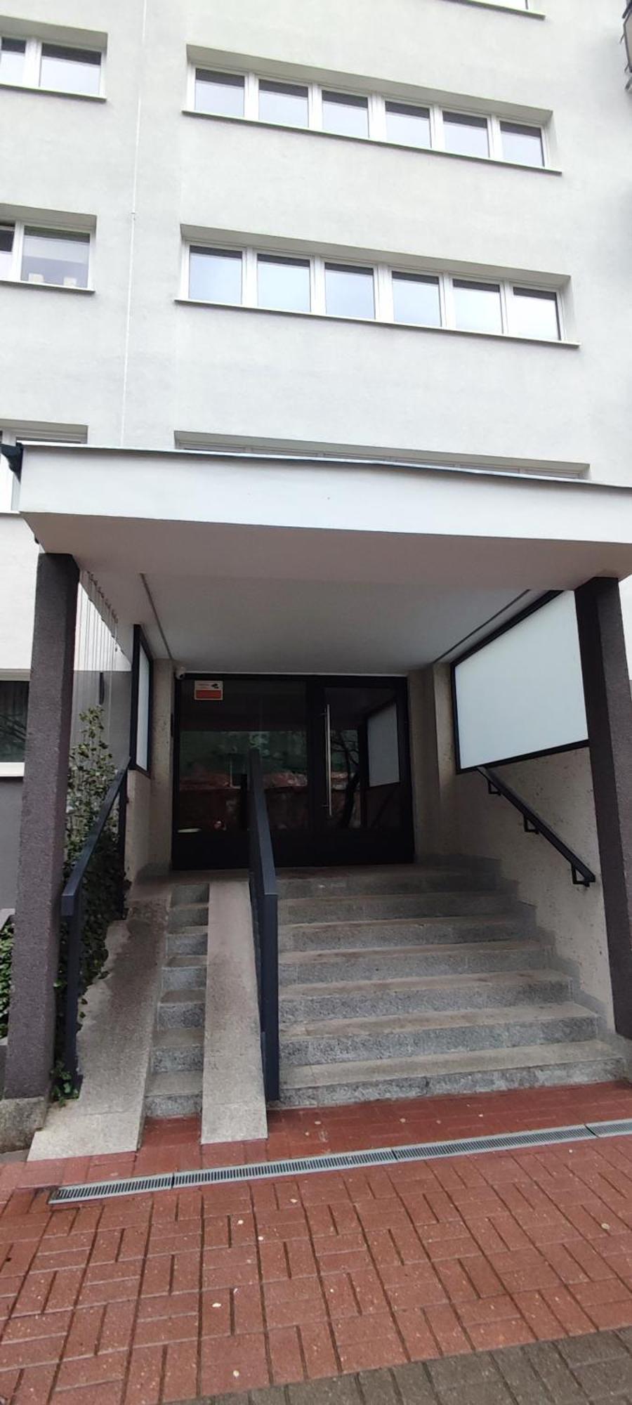 In - C106b Homestay *