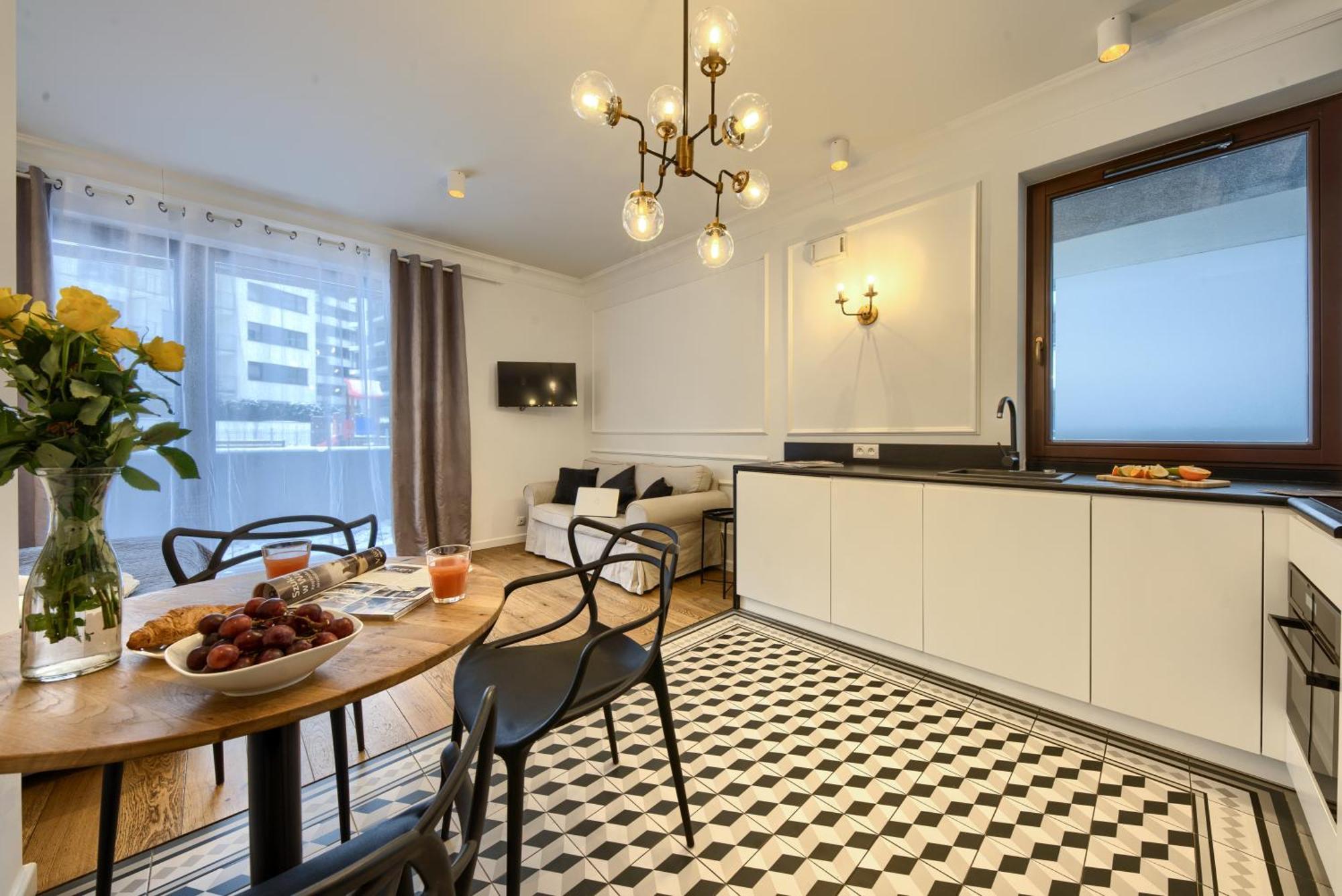 Kazou Apartment