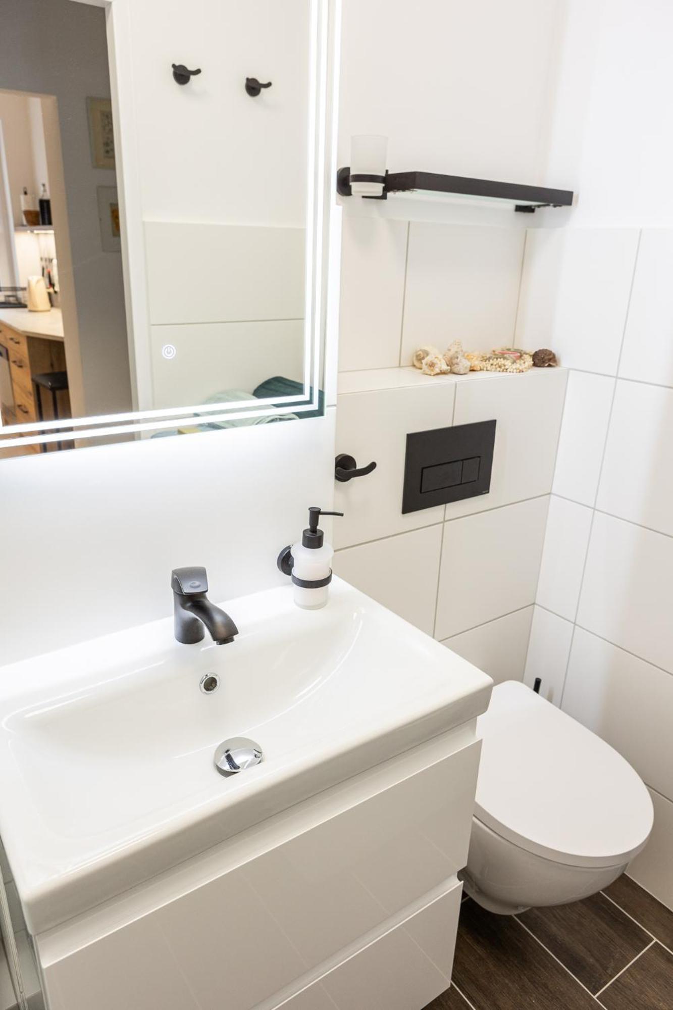 Book A Book Citycenter #self Check-in Apartament