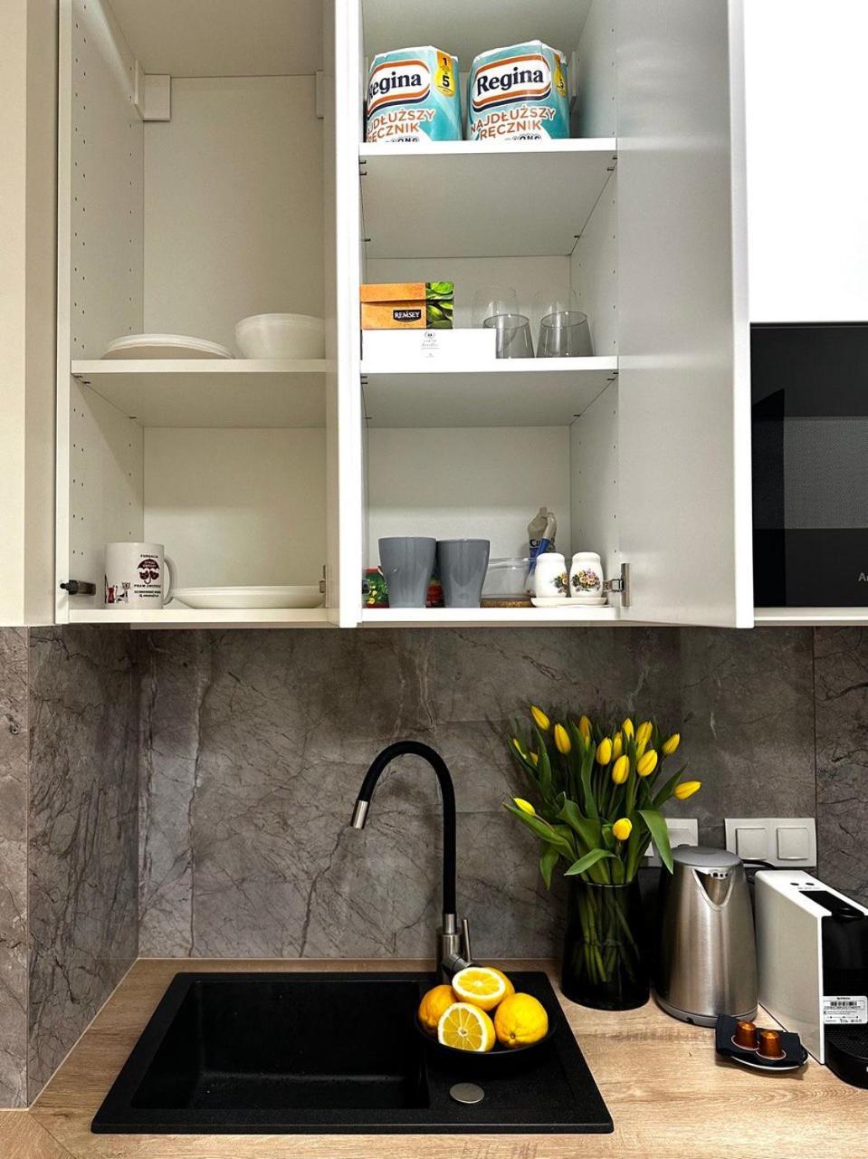 Goldizone Apartment *