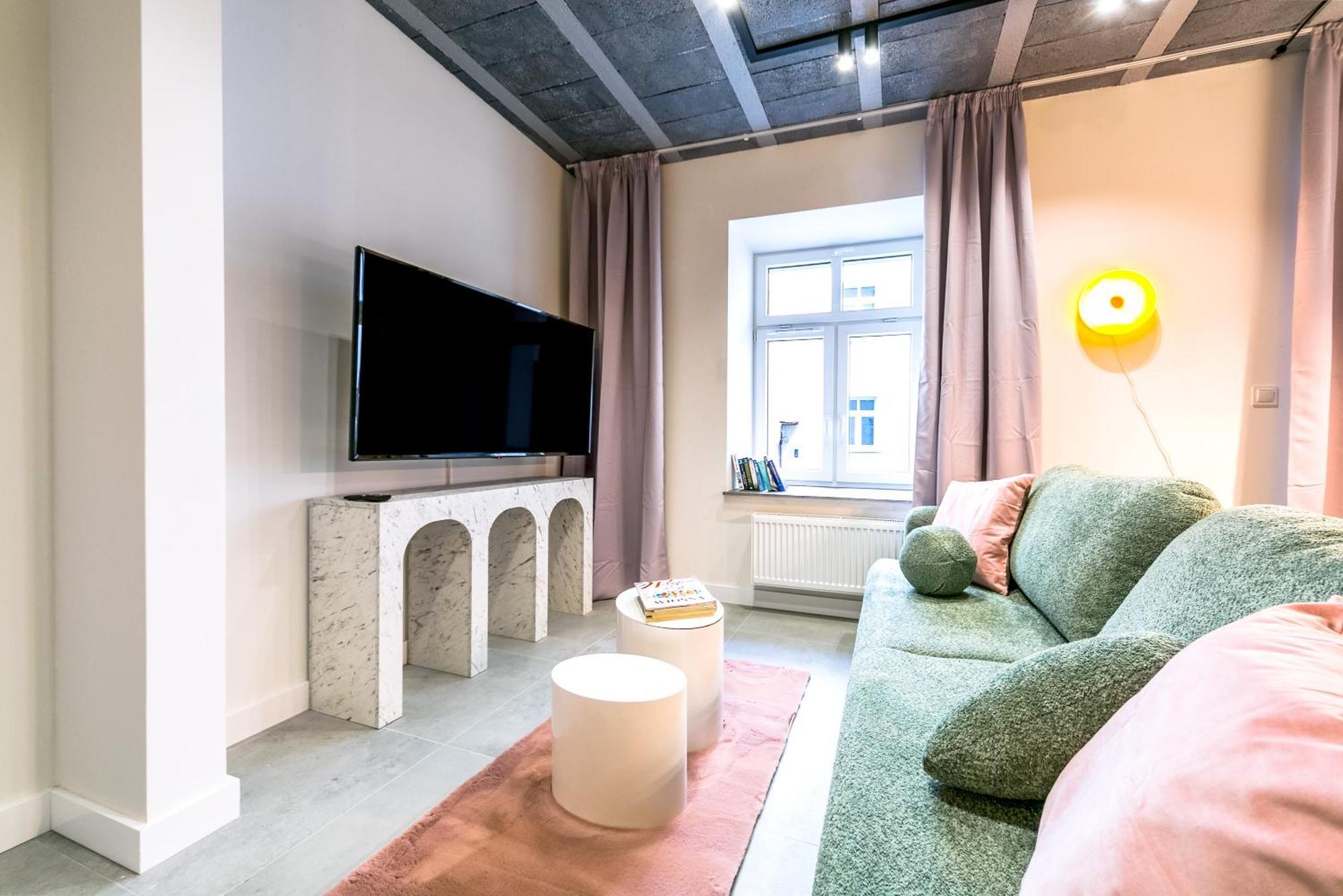 Apartamento Concierge Minska Loft Varsóvia