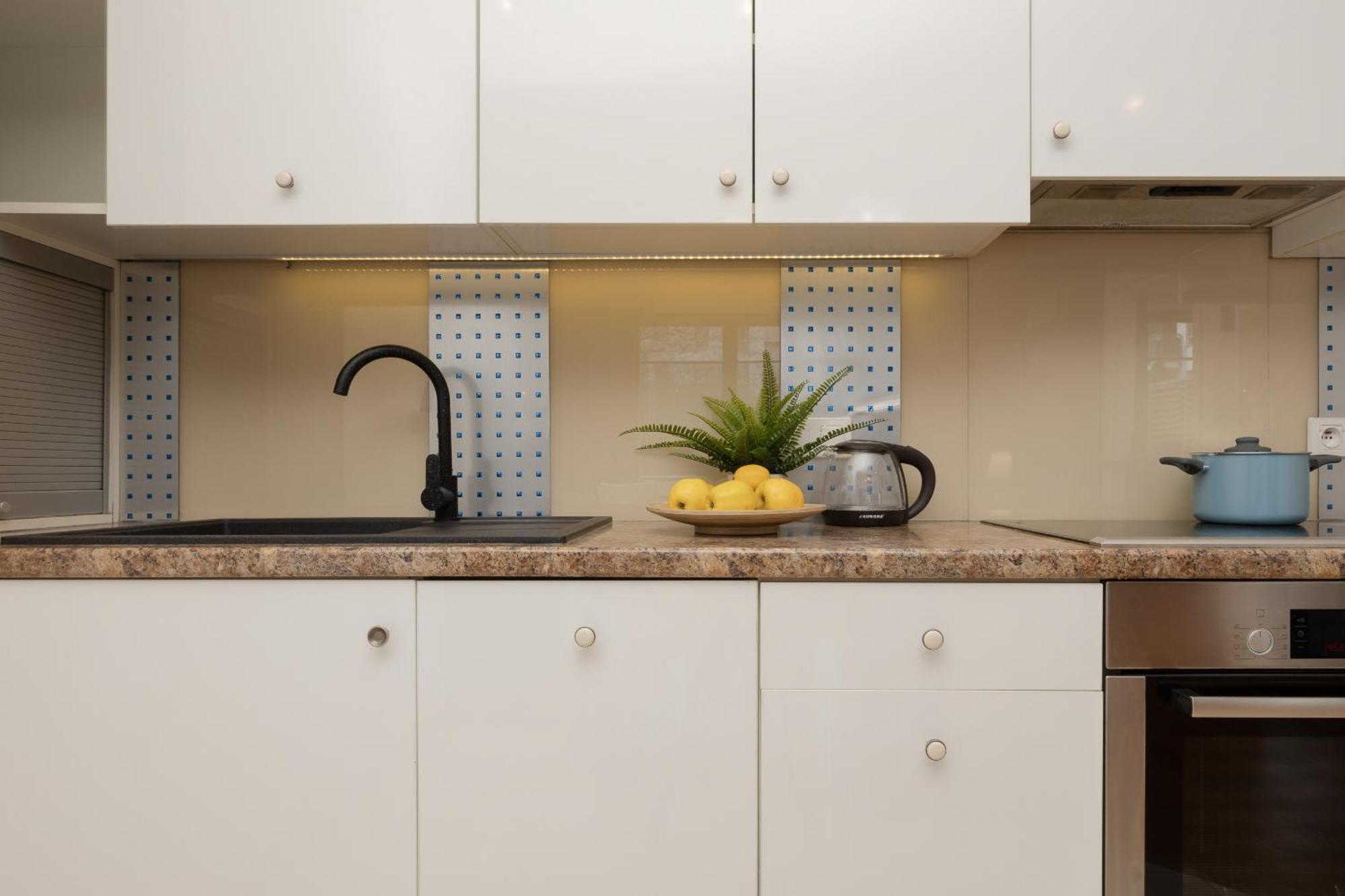 Apartamento Beautiful With Spacious Terrace By Renters Varsóvia