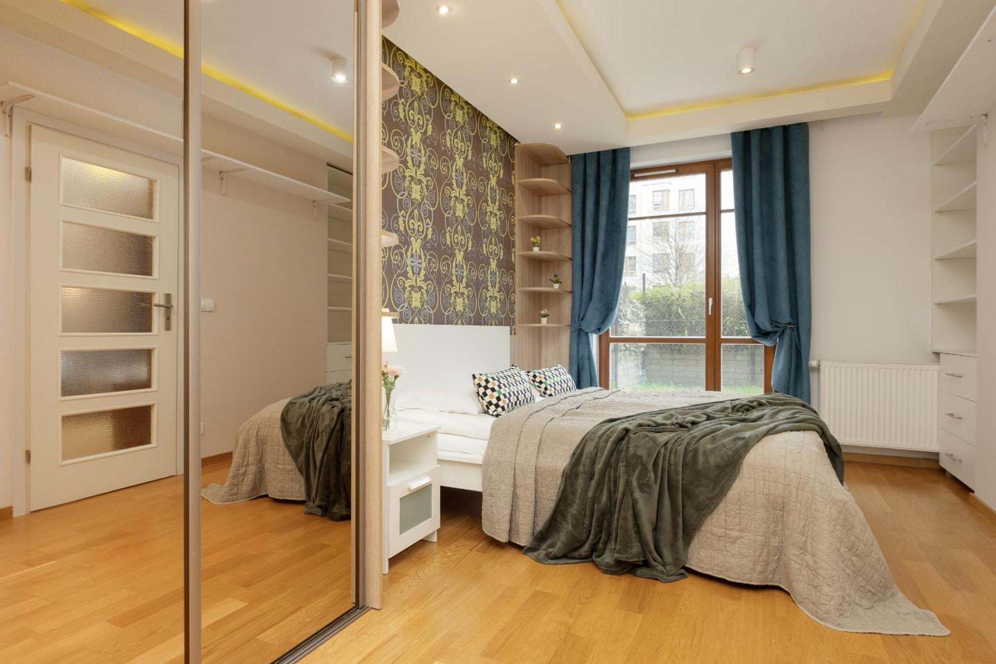 Beautiful With Spacious Terrace By Renters *