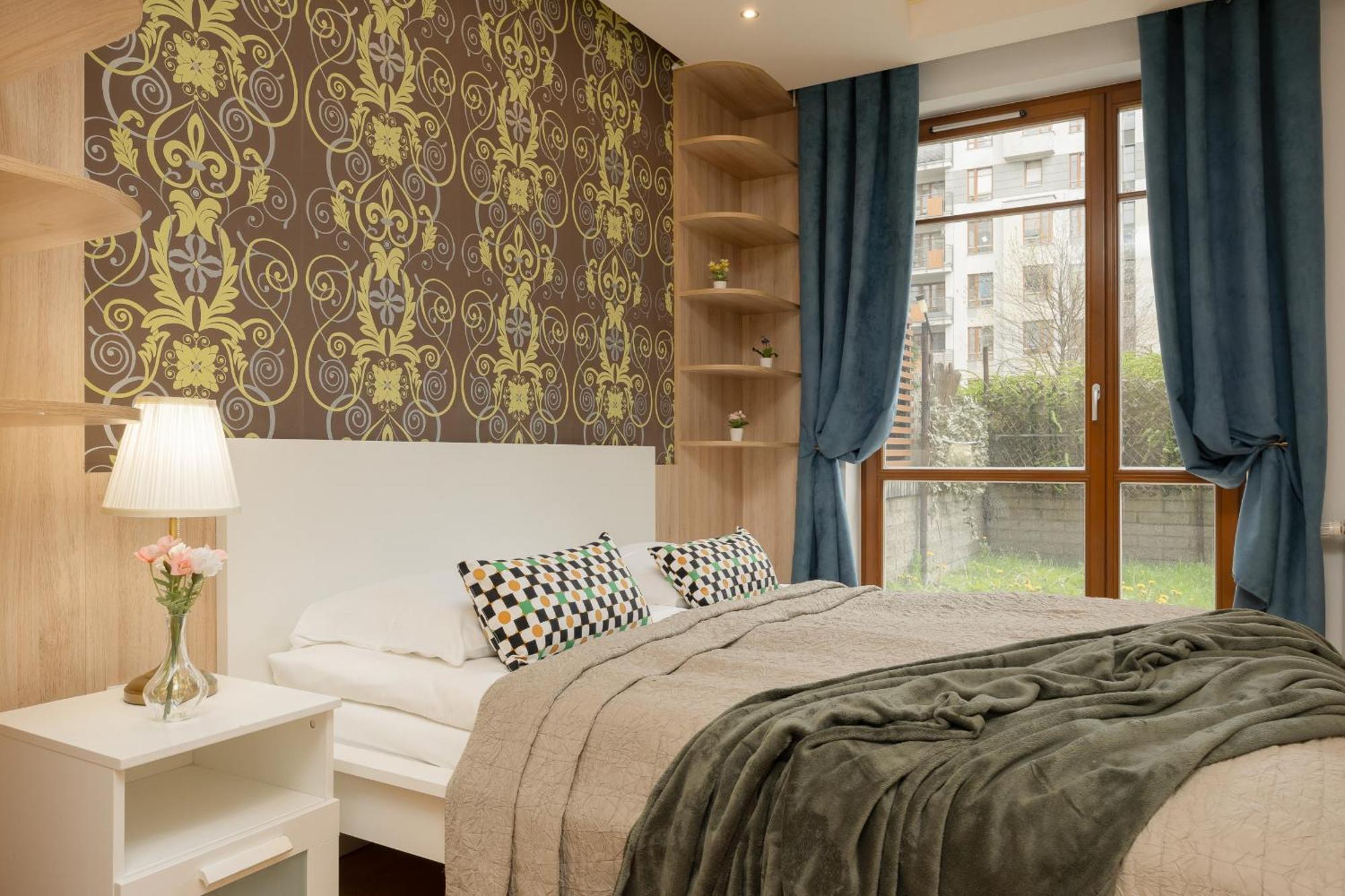 Beautiful With Spacious Terrace By Renters Apartamento